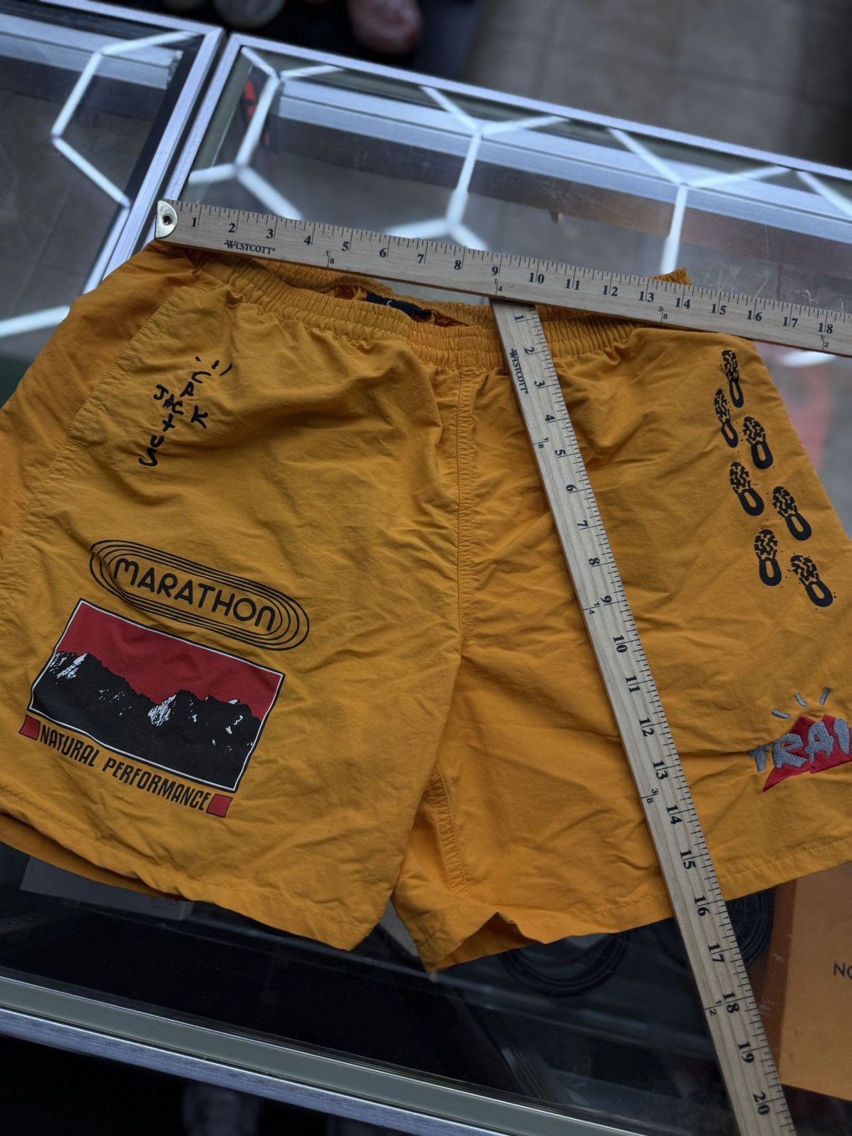 Travis Scott Travis Scott Men’s Summer Shorts Size Large Size US 33 - 9 Thumbnail