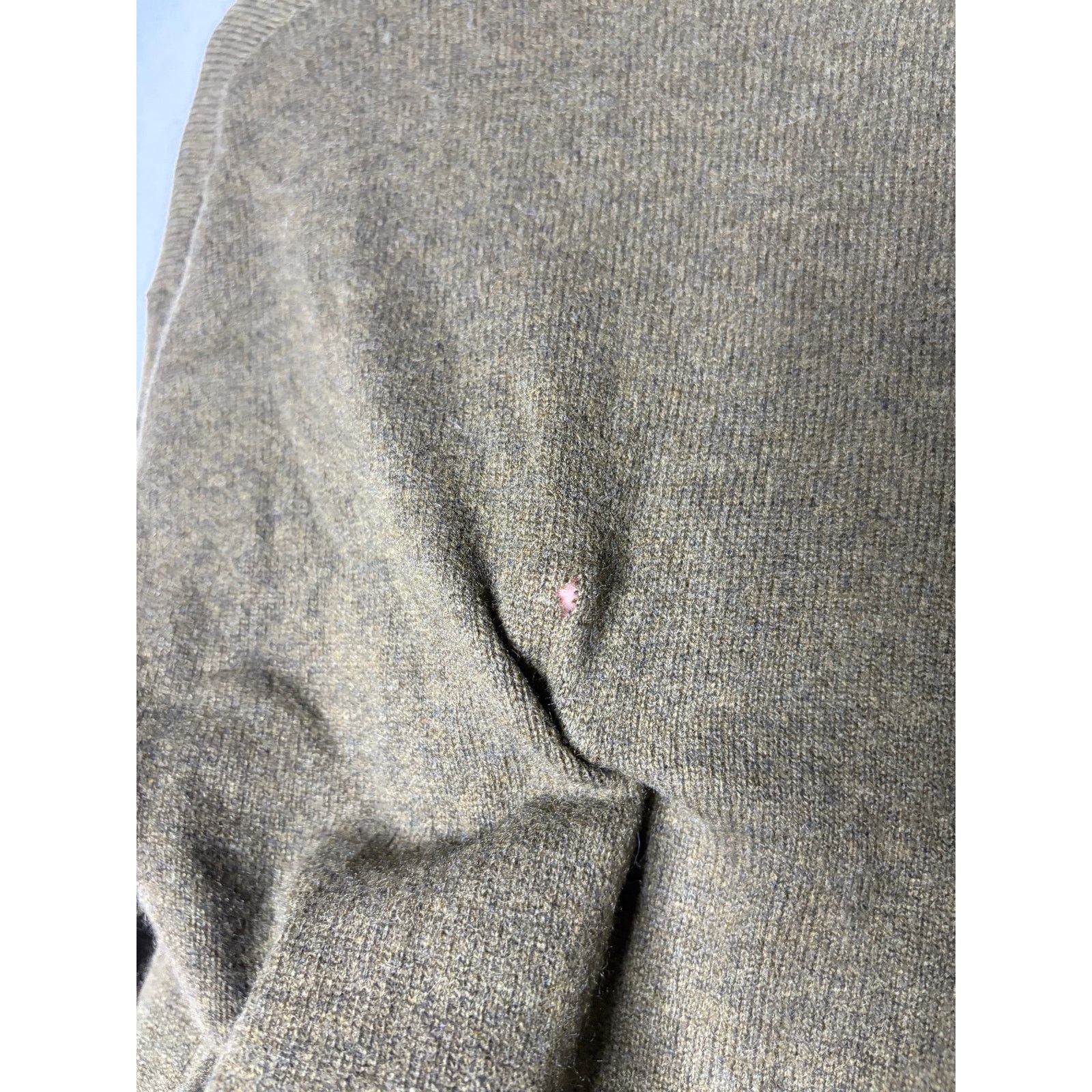 NAADAM Naadam olive green 100% cashmere V neck sweater sz S Size S / US 4 / IT 40 - 5 Thumbnail