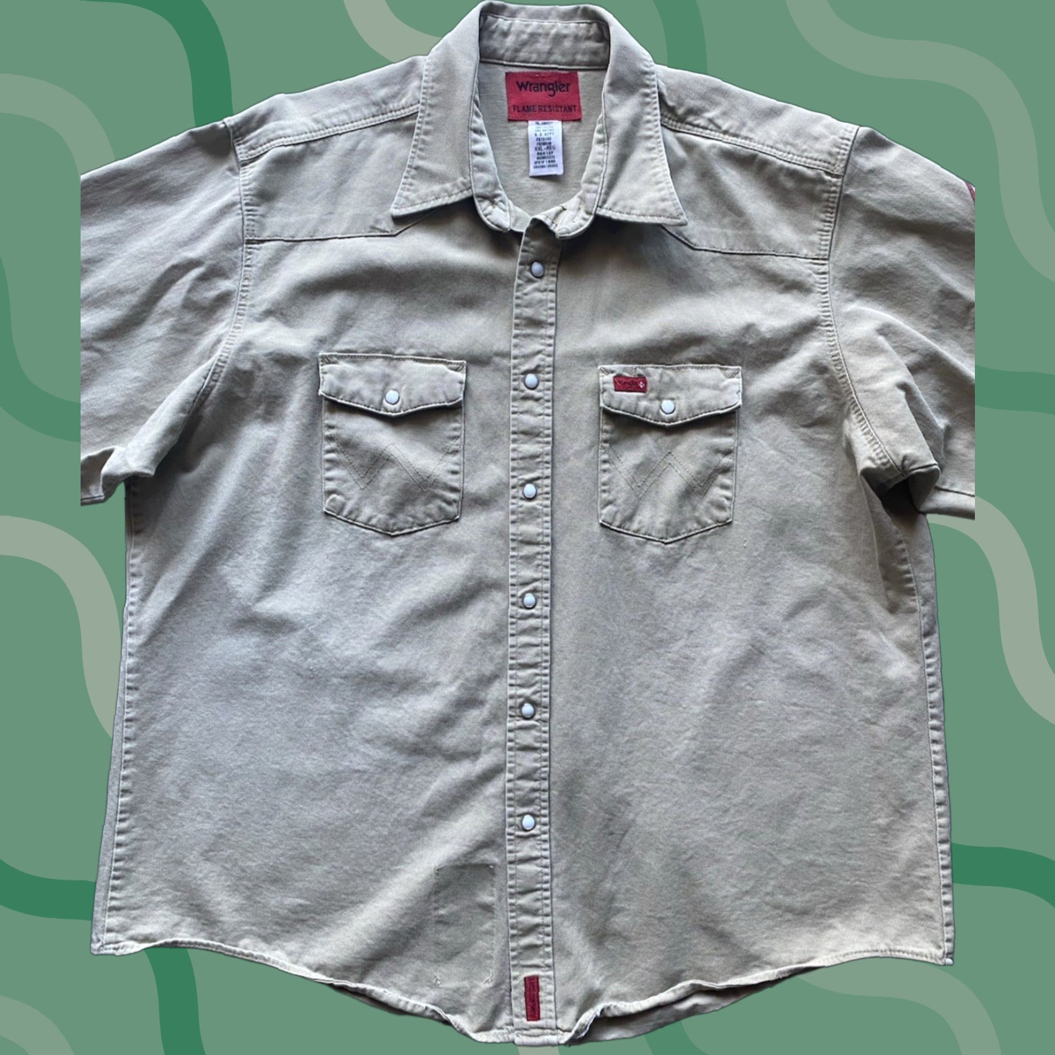 Wrangler Wrangler Shirt Men’s 2XL Beige Long Sleeve Flame Resistant Pearl Snap Button-Up HRC 2 Regular Size US XXL / EU 58 / 5 - 1 Thumbnail