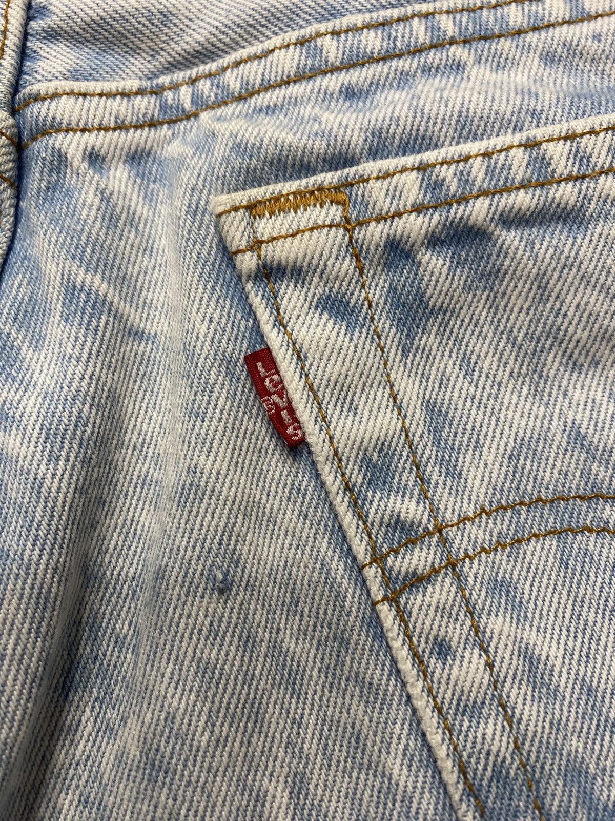 Levi's 80’s Vintage Levi Strauss Light Faded Blue Jeans Size US 31 - 5 Thumbnail