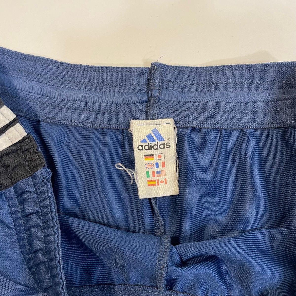 Adidas Adidas Newcastle United navy shorts sport vintage 90s y2k Size US 34 / EU 50 - 7 Thumbnail