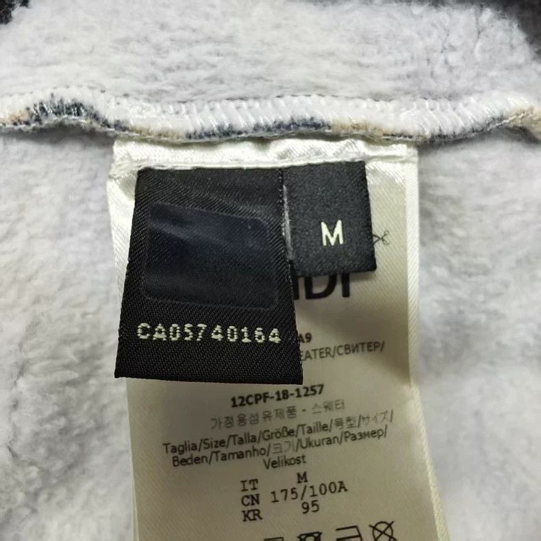 Fendi Fendi Fendi Striped Print Sweatshirt Size M-2506 Size US M / EU 48-50 / 2 - 4 Thumbnail