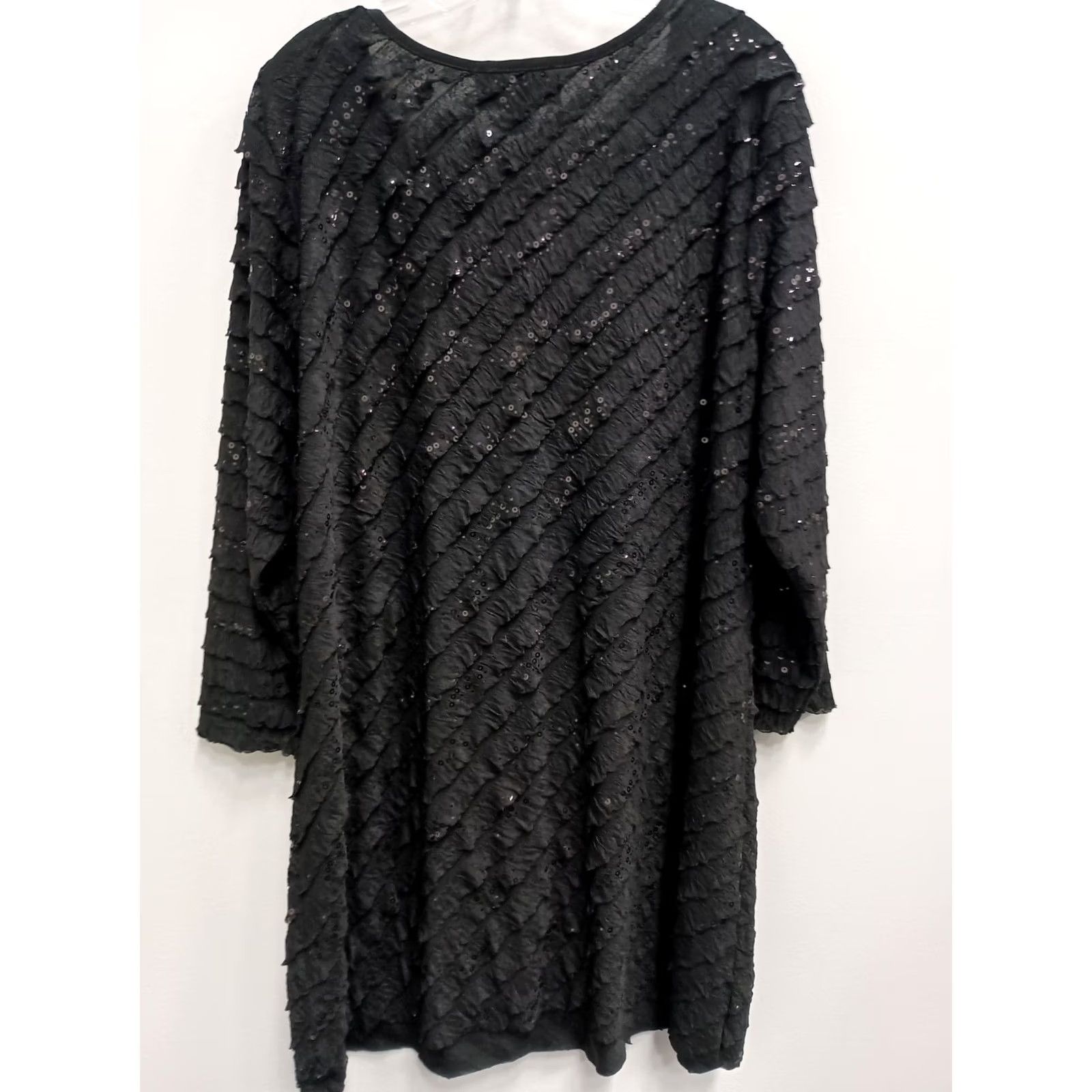 Vintage Antthony Tunic Top Womens 1X Black Ruffle Sequined Whimsygoth Holiday NWT Blouse Long Sleeve Pullover Knit Polyester Spandex Casual Sleeve Ladies Glam Size XL / US 12-14 / IT 48-50 - 7 Thumbnail