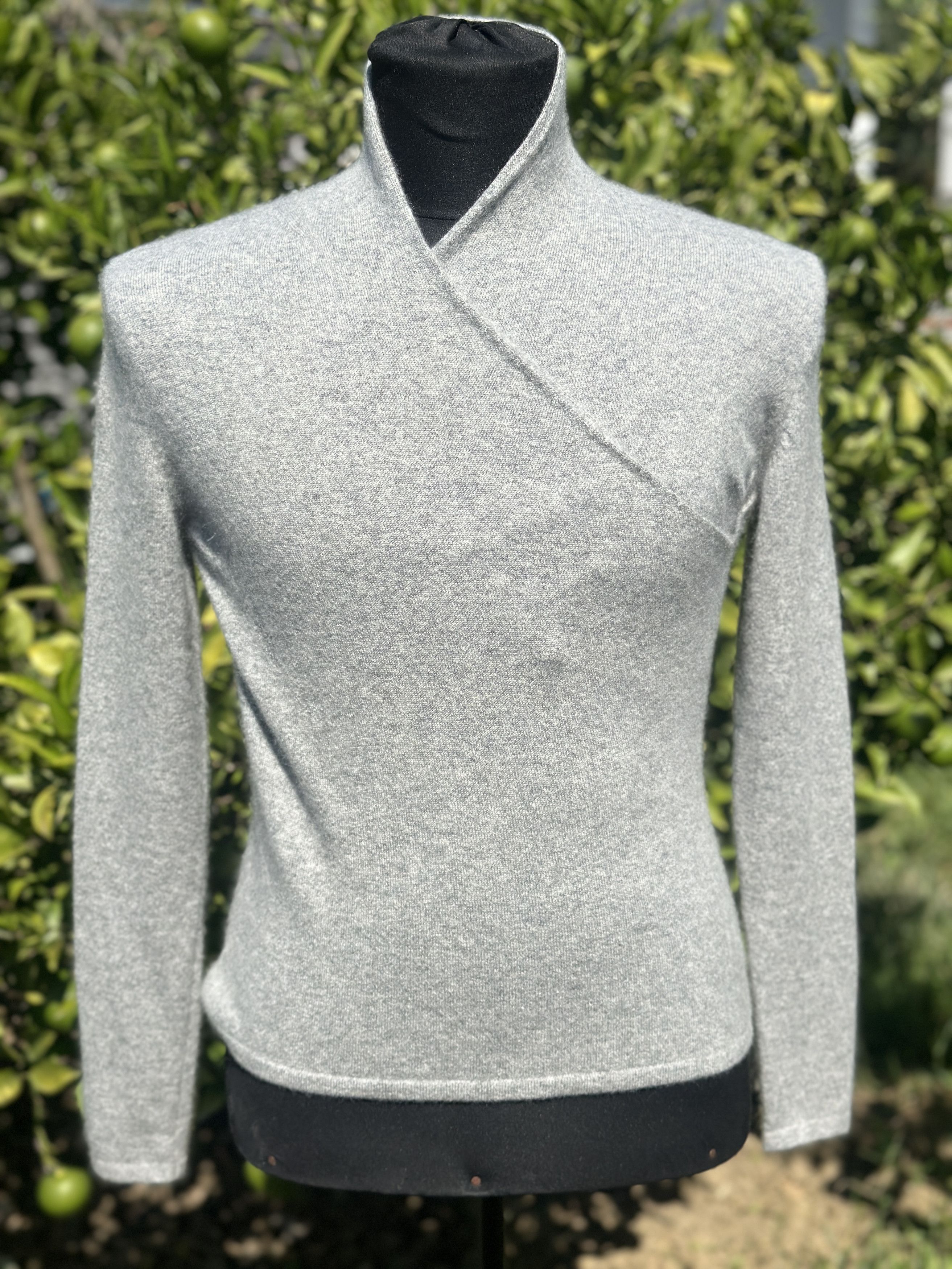 Loro Piana High Neck Wrap Front Loro Piana Slim Pullover Size 40 Xs S Size S / US 4 / IT 40 - 10 Thumbnail