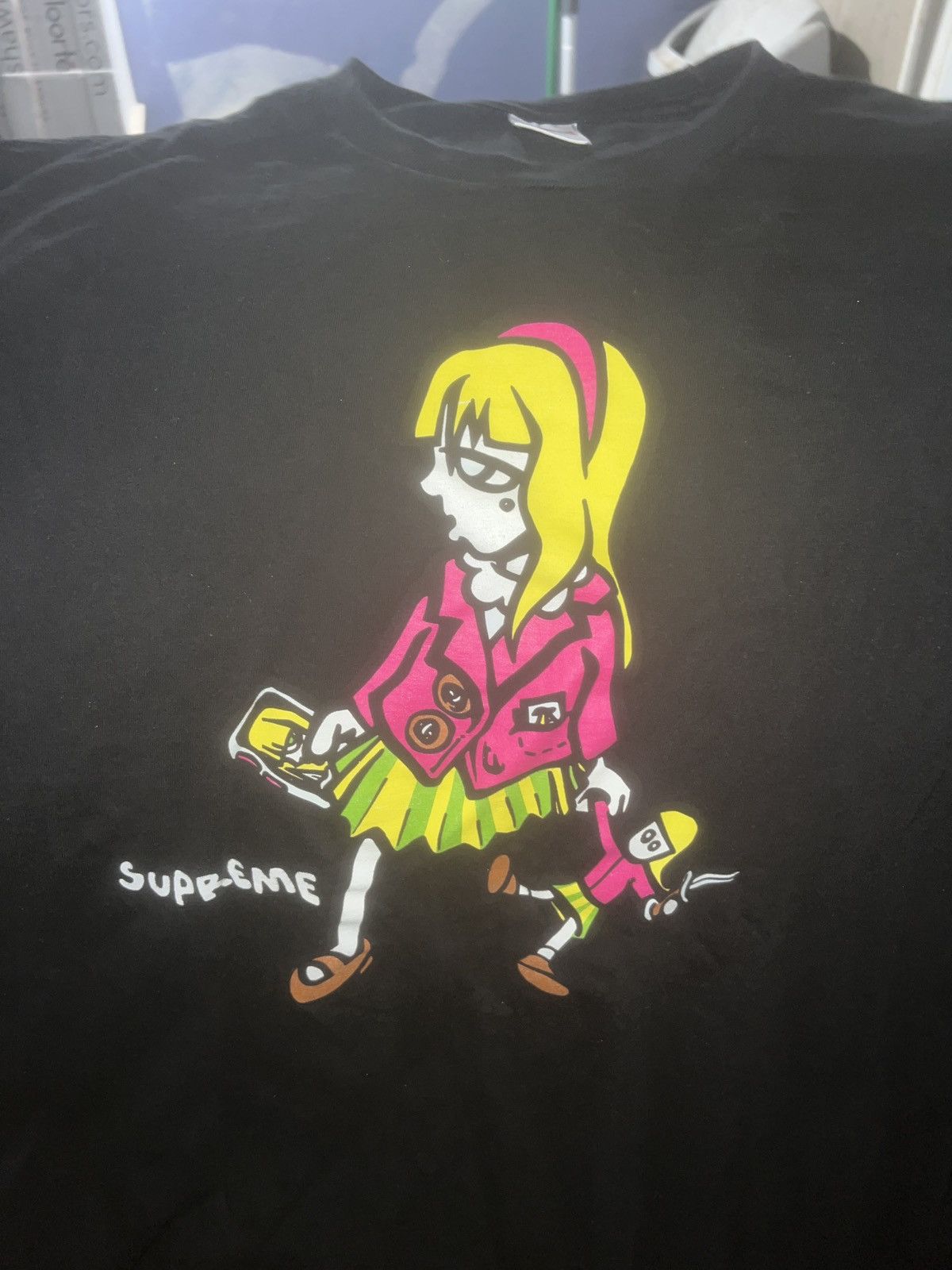 Supreme Supreme Suzie Switchblade Tee Size US XL / EU 56 / 4 - 2 Thumbnail