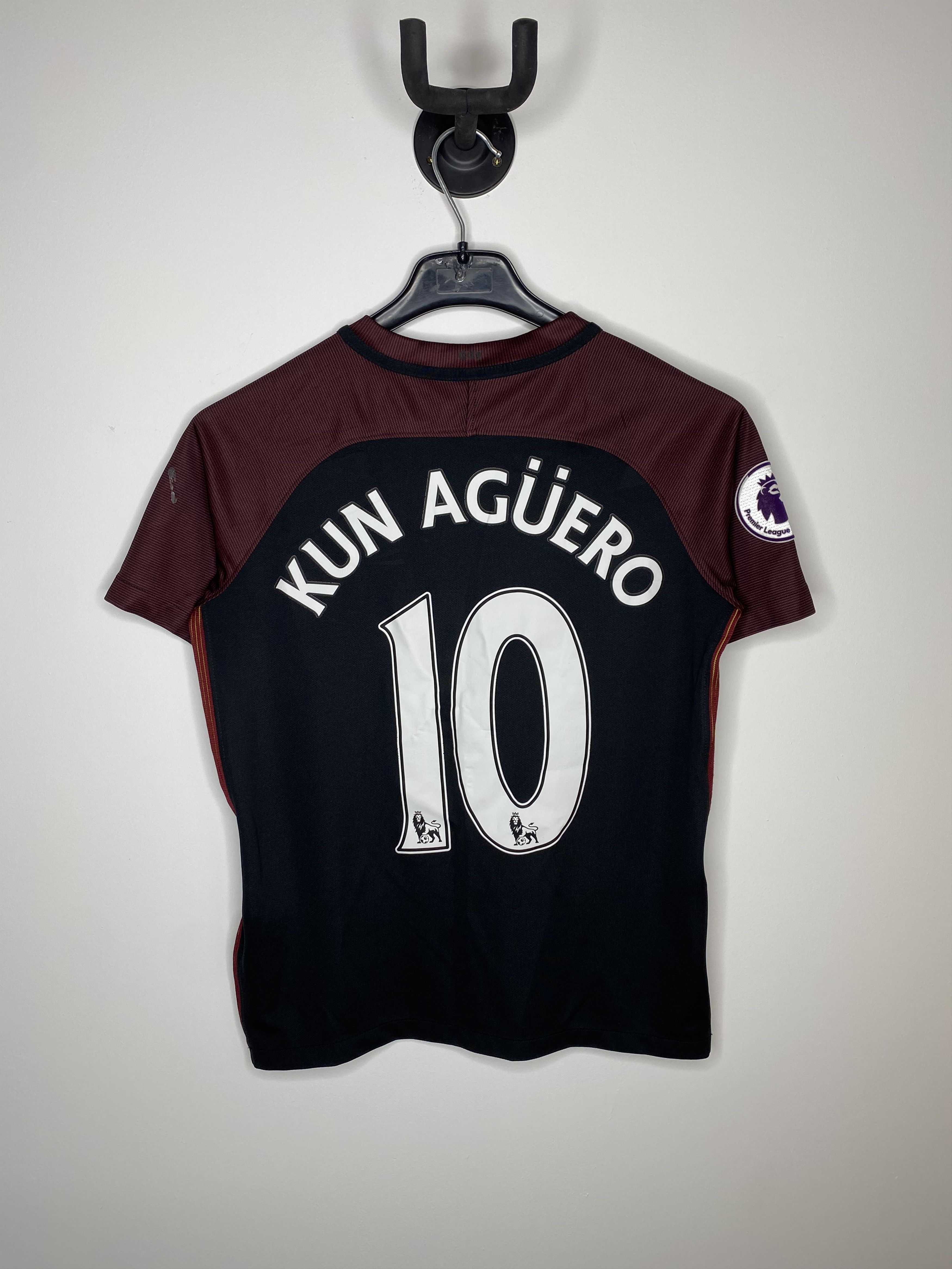 Nike MANCHESTER CITY 2016 2017 AWAY FOOTBALL SHIRT SOCCER JERSEY Size US XXS / EU 40 - 2 Thumbnail