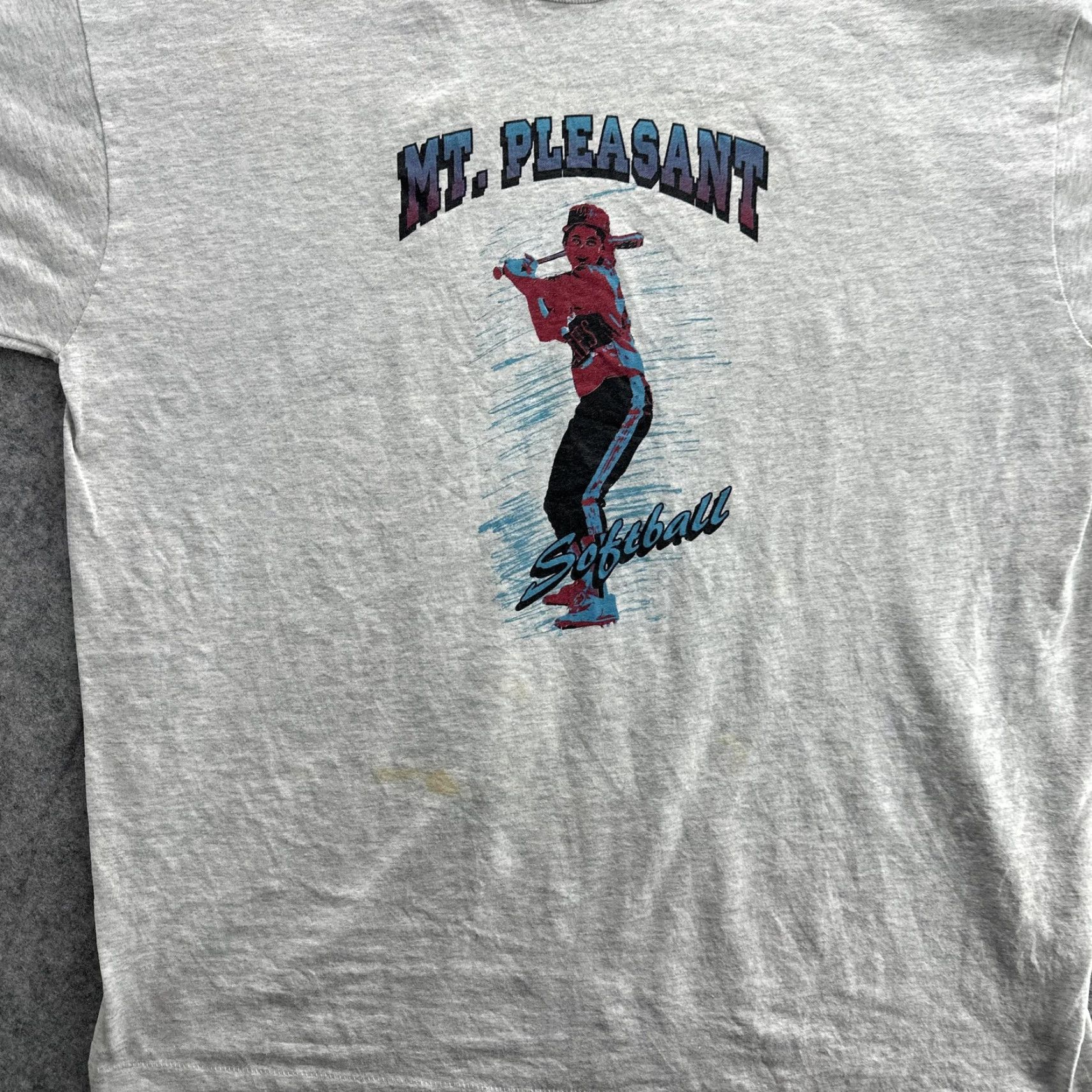 Fruit Of The Loom VINTAGE Mt Pleasant Softball Shirt Mens XL Gray Fruit of the Loom Graphic 90s Tee Size US XL / EU 56 / 4 - 4 Thumbnail