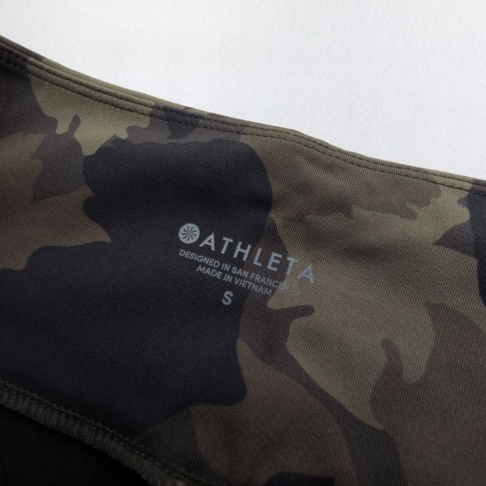 Athleta Athleta Leggings Shirt? Size ONE SIZE - 7 Thumbnail
