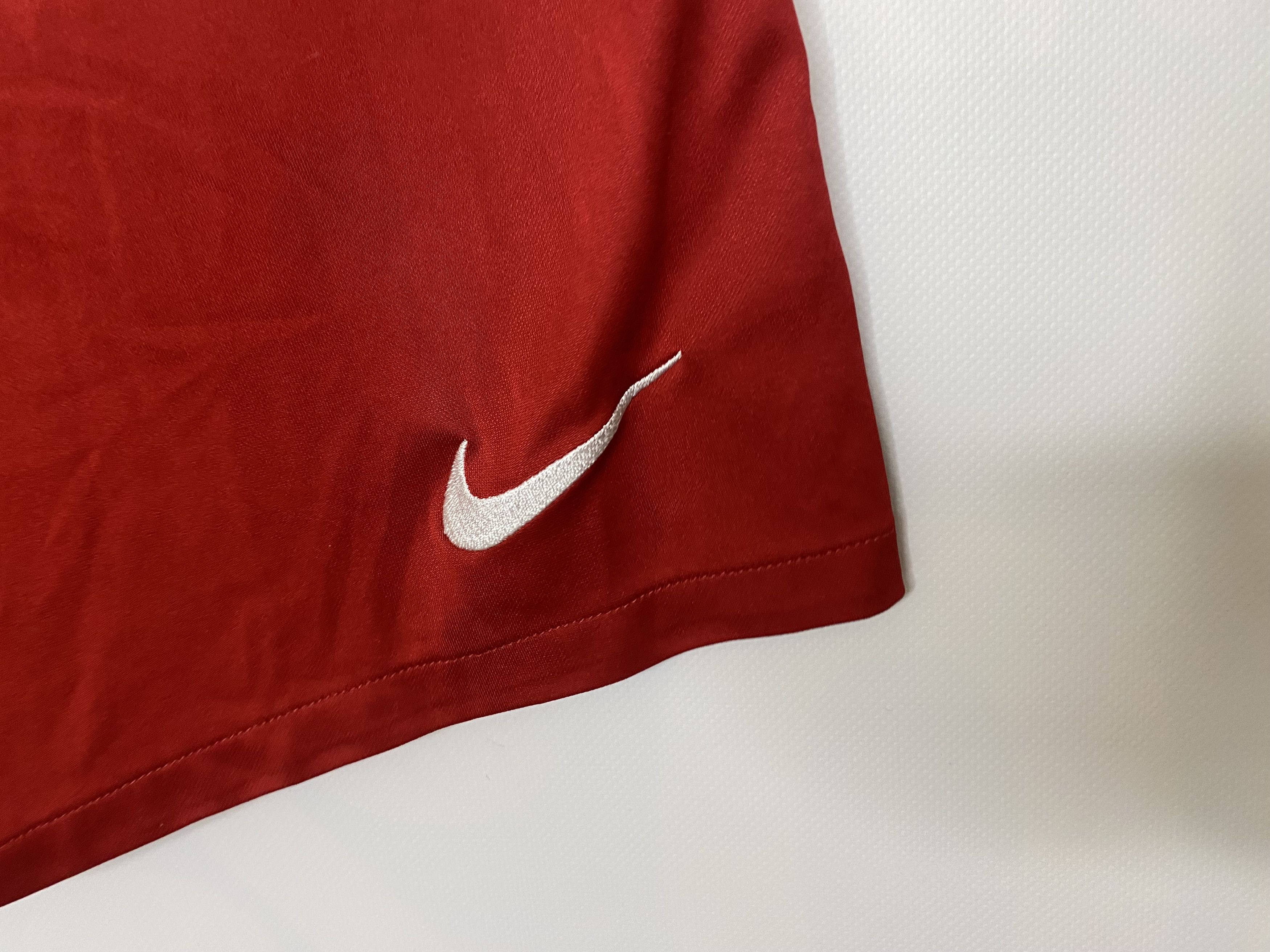 Nike LIVERPOOL 2023 2024 HOME FOOTBALL SOCCER SHORTS NIKE Size US 32 / EU 48 - 3 Thumbnail