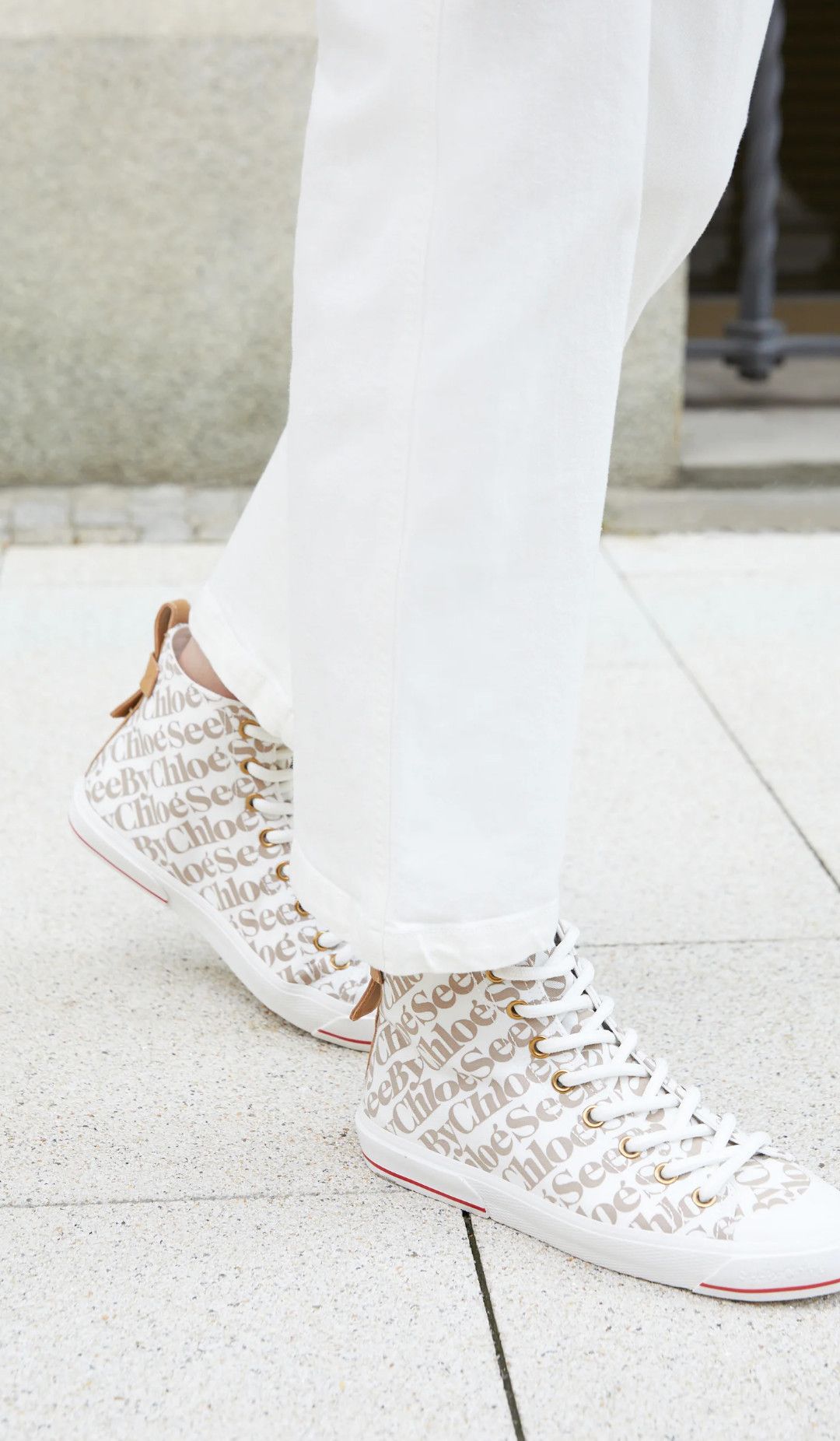 See by Chloe See by CHLOÉ ARYANA White Logo Canvas Sneakers EU 38 Size US 8 / IT 38 - 2 Thumbnail