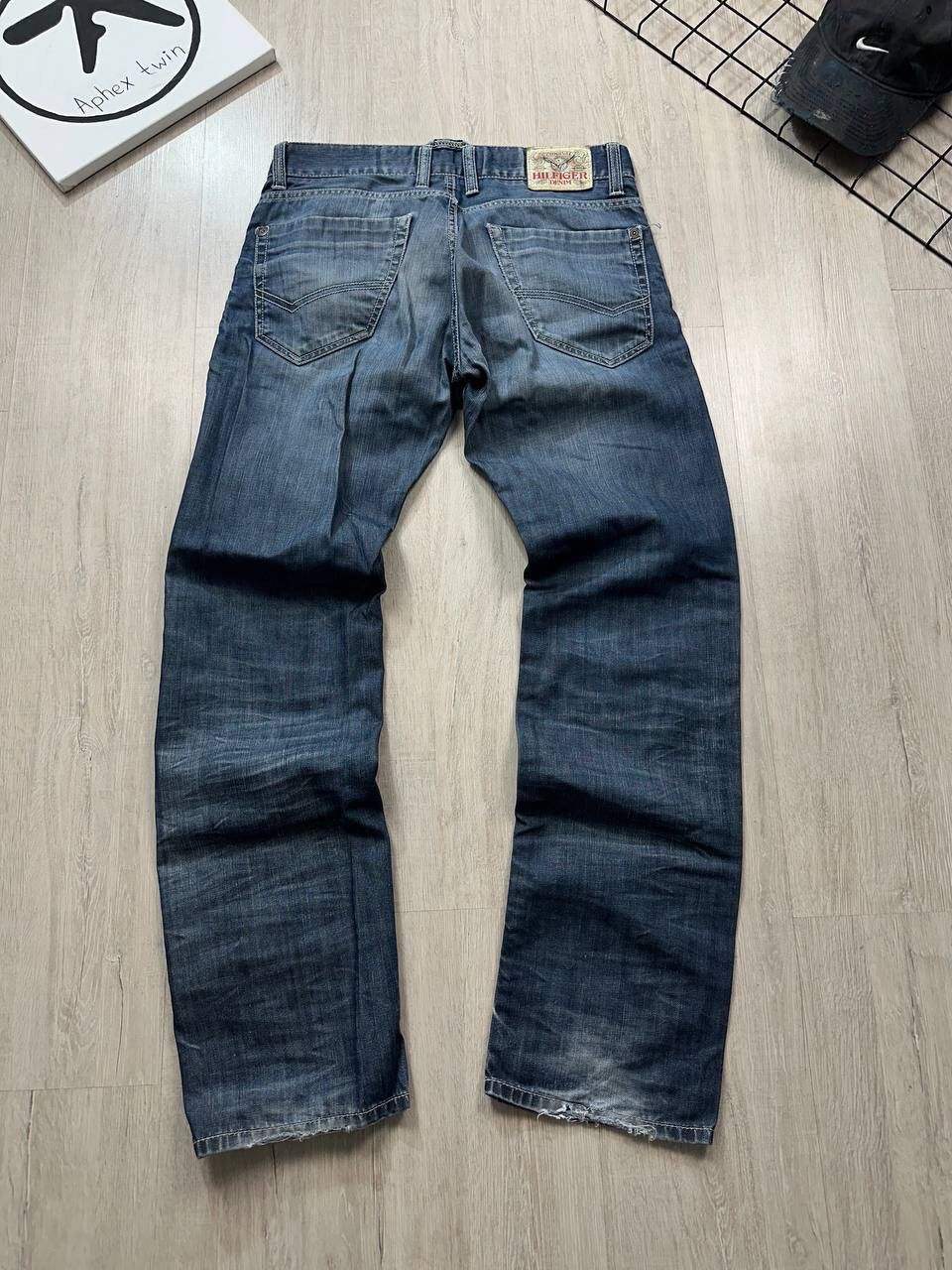 Tommy Hilfiger × Vintage Vintage Hilfiger Denim Distressed Jeans Size US 31 - 1 Thumbnail