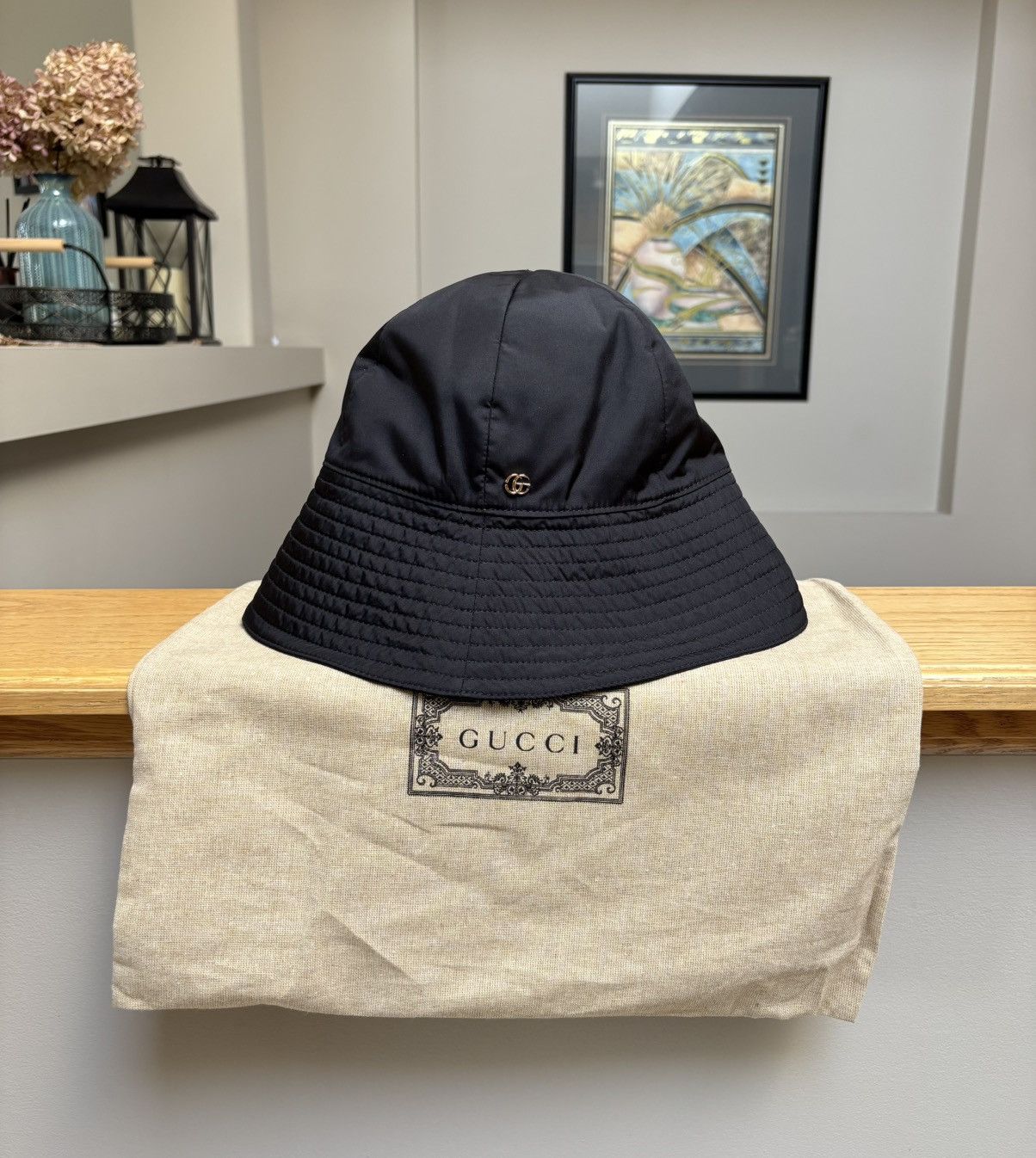 Gucci Gucci Black/Gold Logo Bucket Hat Size ONE SIZE - 1 Thumbnail
