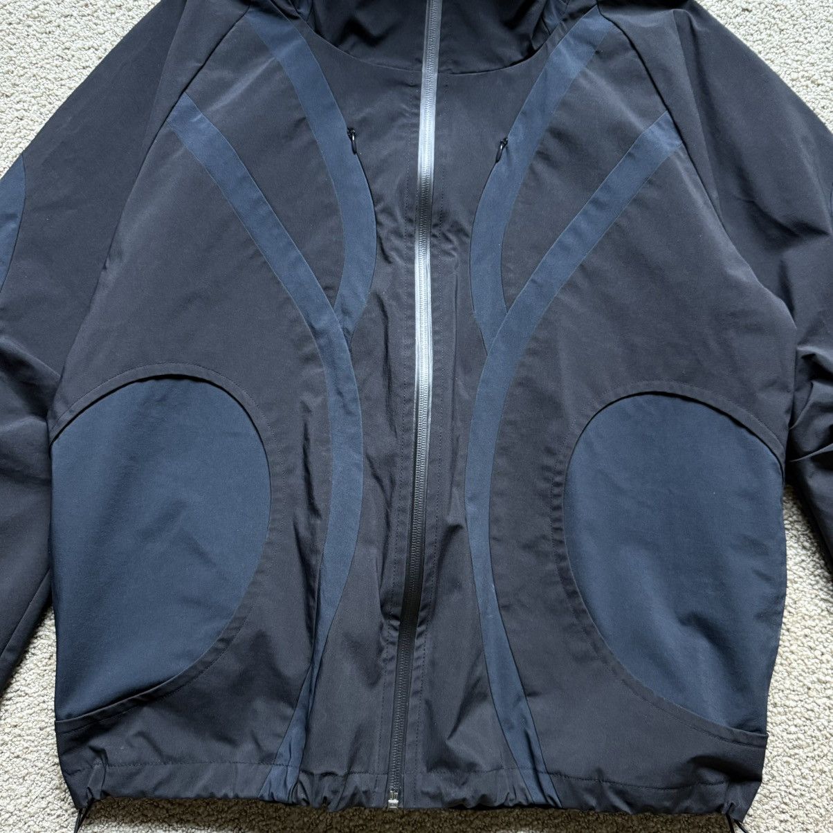 CMMAWEAR Akaza Nylon Jacket (Black/Navy) Size US L / EU 52-54 / 3 - 3 Thumbnail