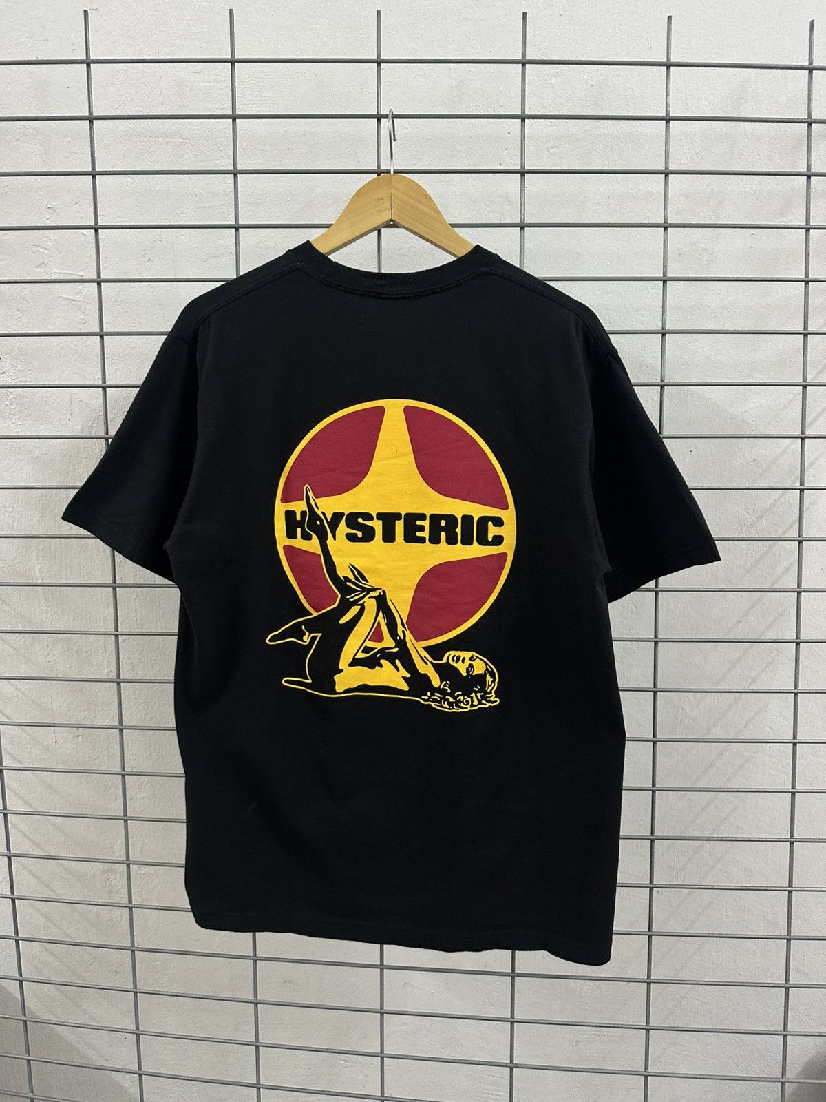 Hysteric Glamour × Supreme Supreme X Hysteric Glamour Pin Up Tee Size US M / EU 48-50 / 2 - 2 Thumbnail