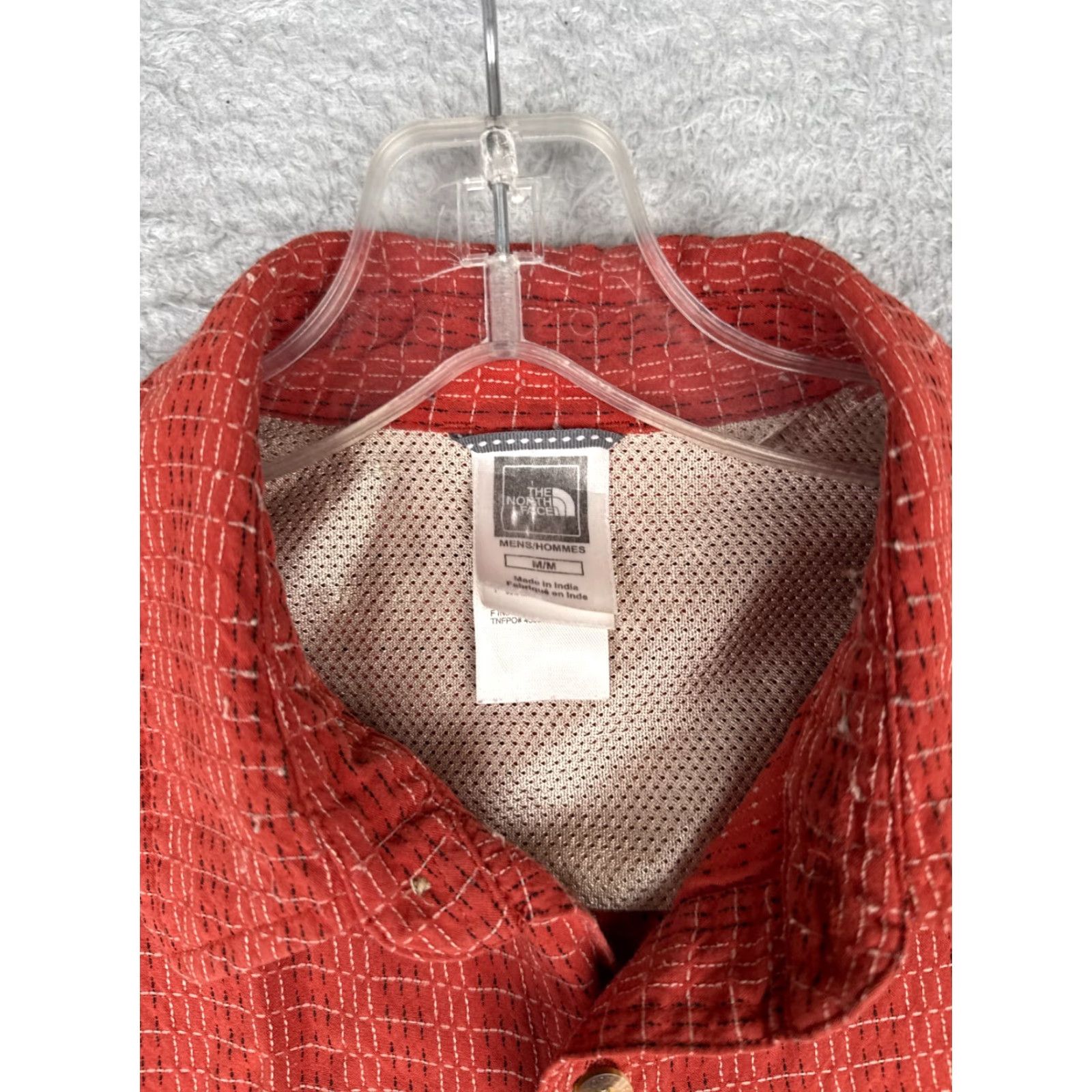 The North Face The North Face Shirt Men Medium Red Geometric Angler Vented Modal Blend Button-Up Pocketed Casual Wear Mens Regular Red Geometric Pattern 90s? Size US M / EU 48-50 / 2 - 7 Thumbnail