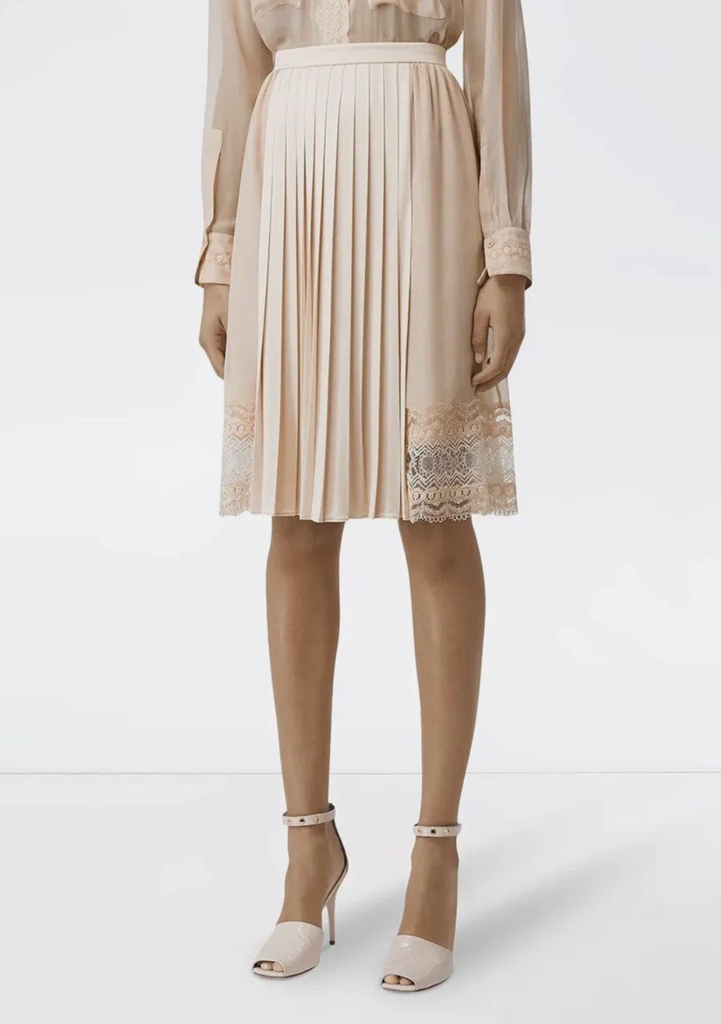 image of Burberry Lace Silk Panel Pleated Skirt in Peach, Women's (Size 26)