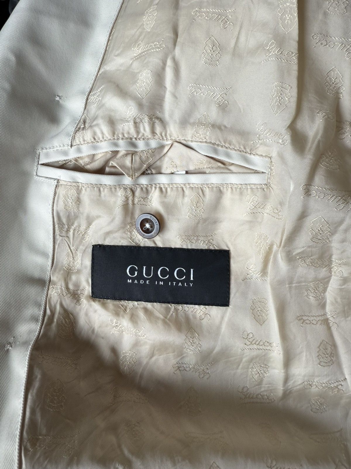 Gucci Double-Breasted Trench Coat with Belt Size US L / EU 52-54 / 3 - 14 Thumbnail