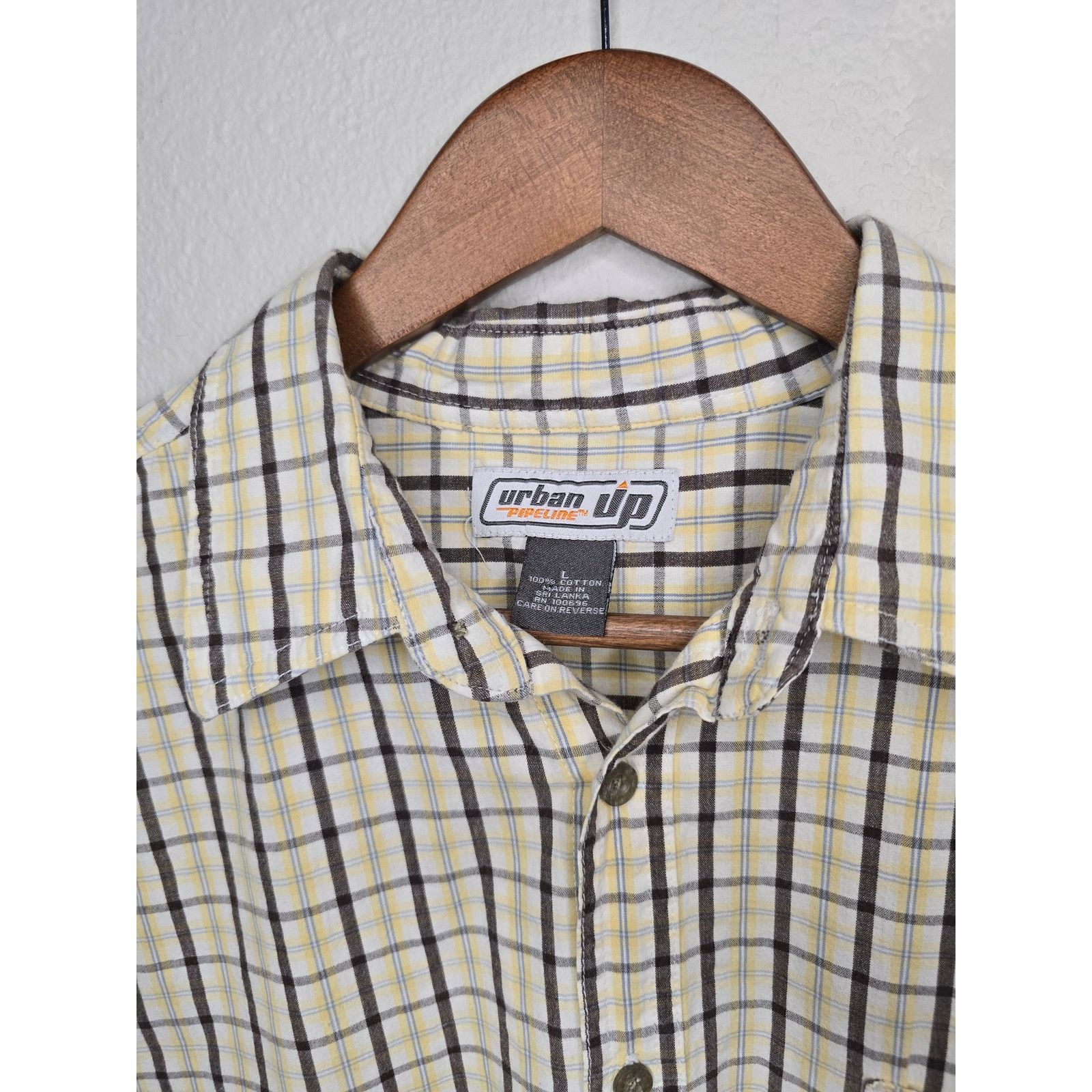 Urban Pipeline Urban Pipeline Shirt L Beige Plaid Short Sleeve Button Up Size US L / EU 52-54 / 3 - 4 Thumbnail