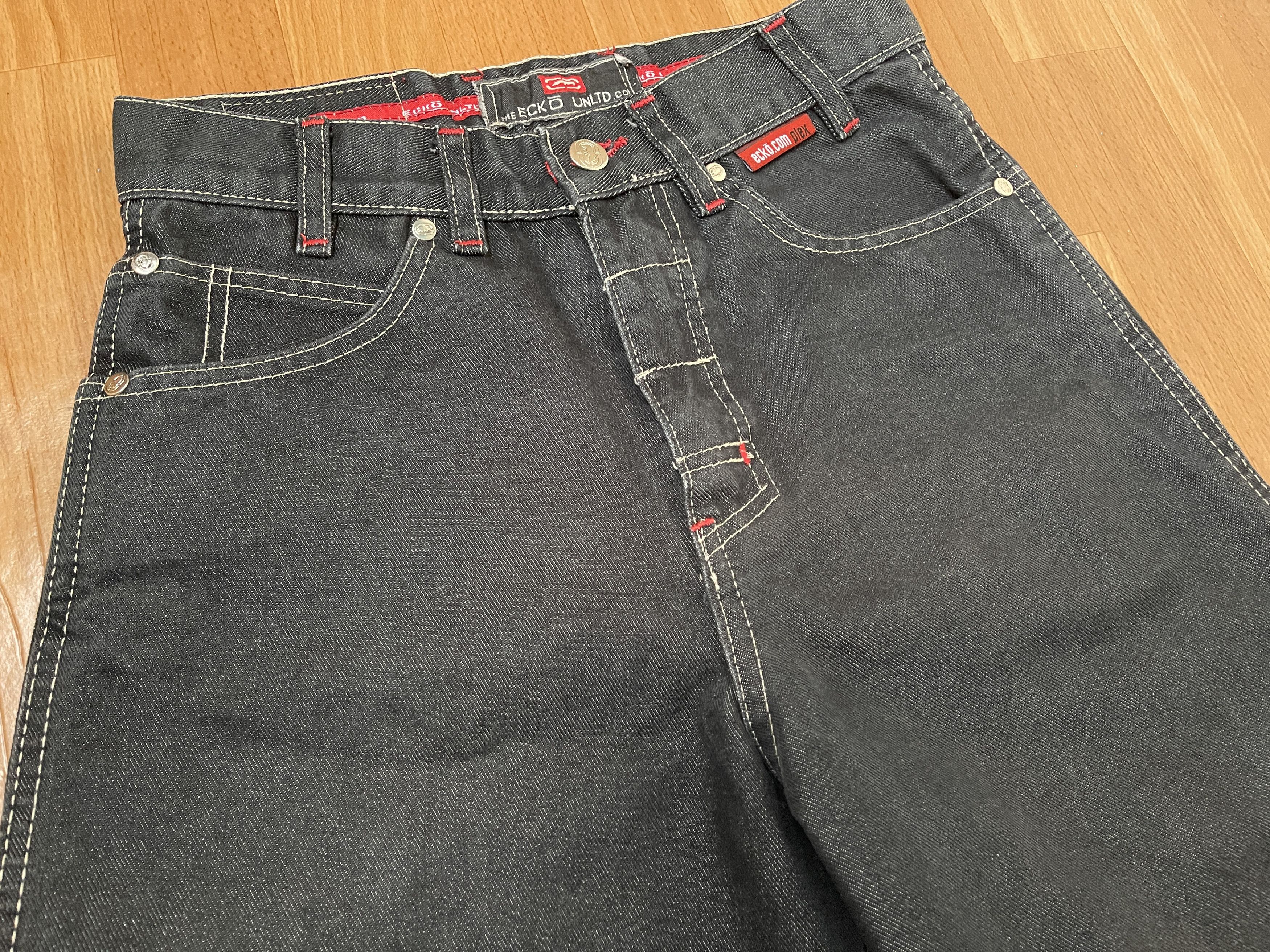 Ecko Unltd. Ecko Unltd jeans shorts, shiny silver vintage baggy 90s 26 Size US 26 / EU 42 - 11 Thumbnail