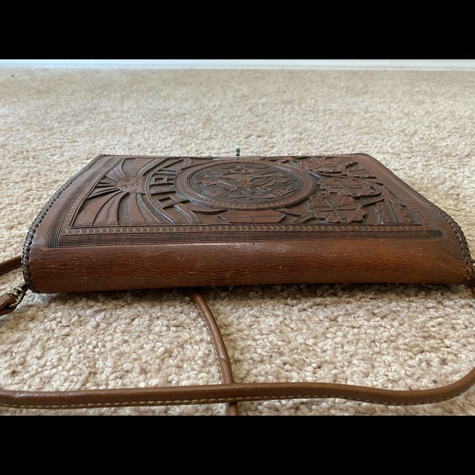 Vintage Vintage Brown Leather Hand Tooled Purse Size ONE SIZE - 12 Thumbnail