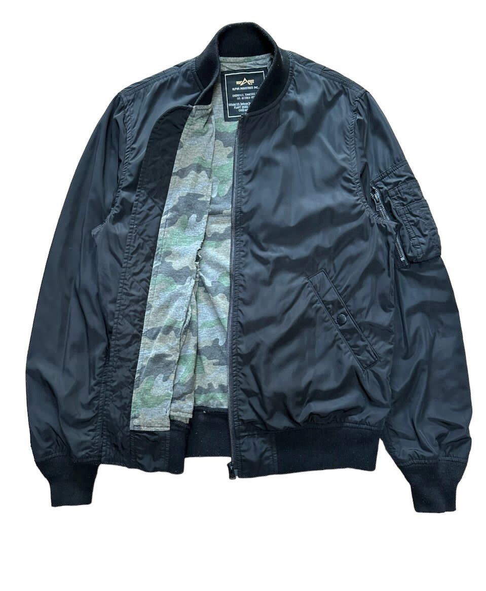 Alpha Industries Alpha Industries Camo Lined Bomber Jacket Size US S / EU 44-46 / 1 - 1 Thumbnail