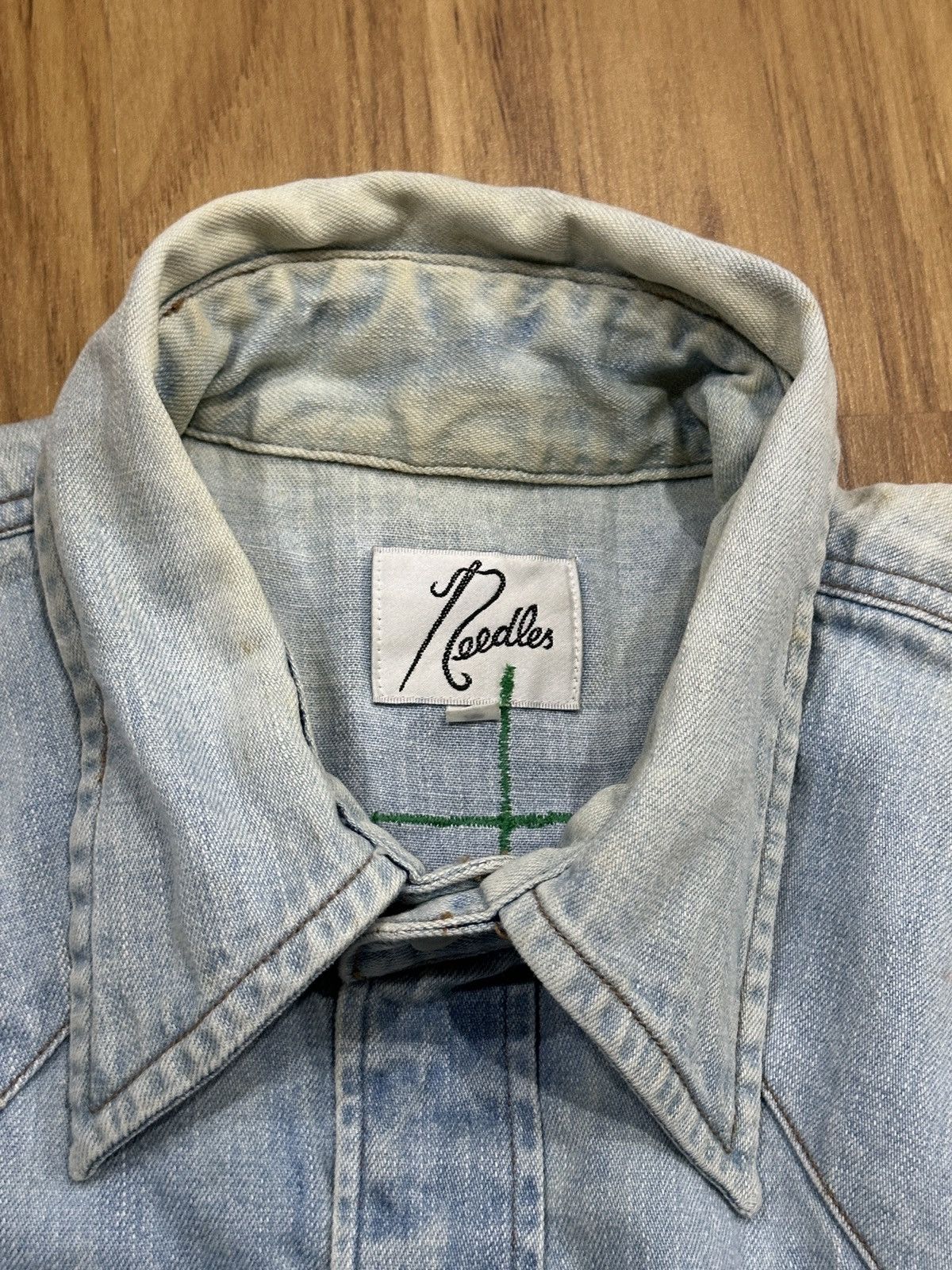 Needles Needles By Nepenthes Cross Sewn Chambray Pearl Button-Up Size US L / EU 52-54 / 3 - 6 Thumbnail