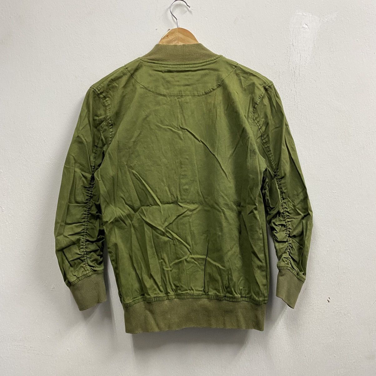 In The Attic Vintage "In The Attic" Olive Green MA-1 Bomber Jacket Size US S / EU 44-46 / 1 - 2 Thumbnail