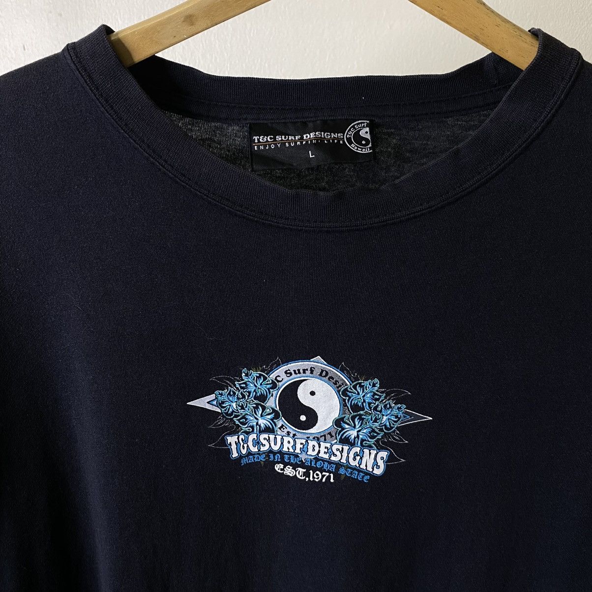 Vintage Vintage Y2K T&C Surf Affliction Design LS T Shirt Size US L / EU 52-54 / 3 - 2 Thumbnail