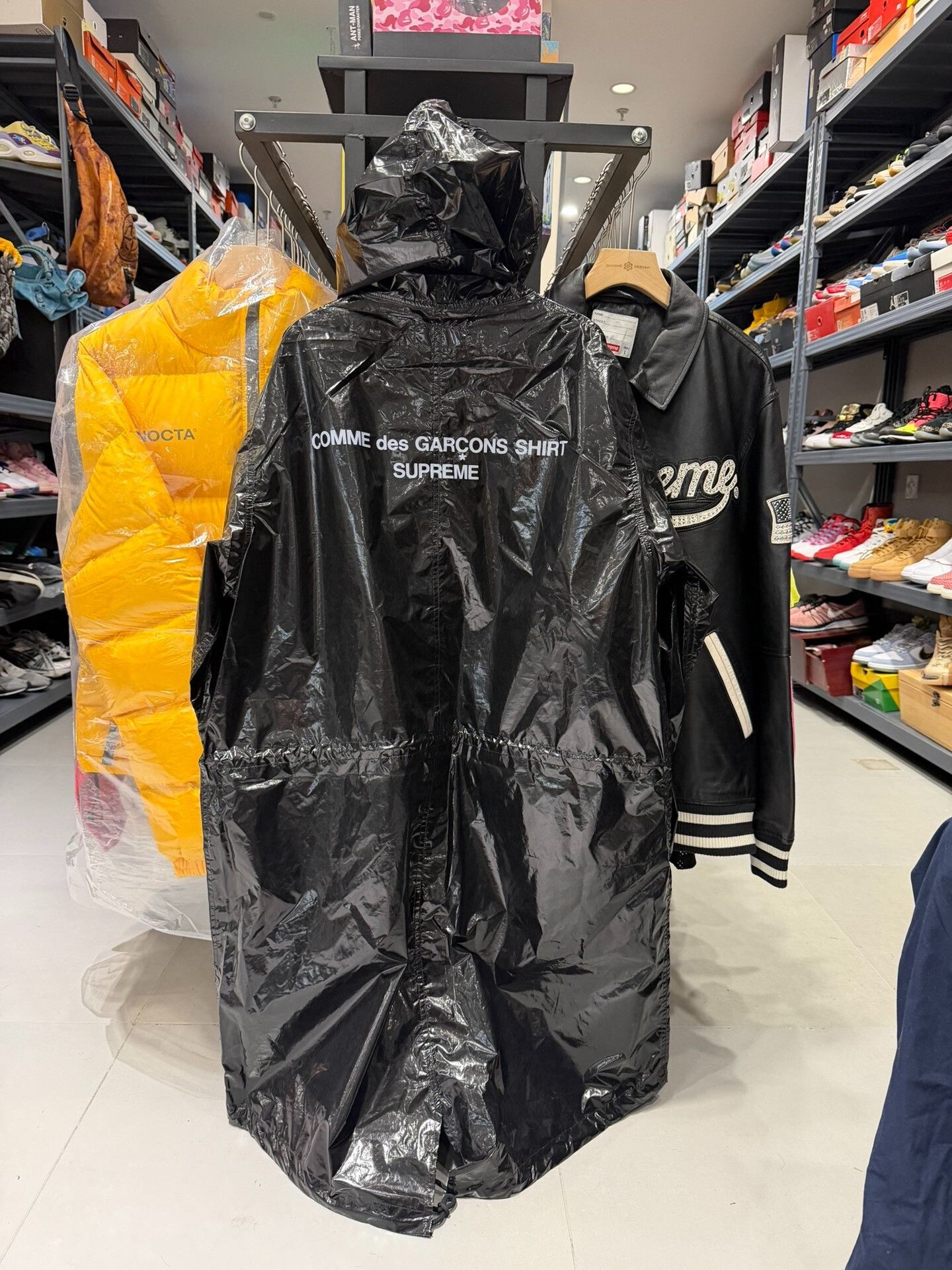 Comme des Garcons Supreme CDG Rain Coat Size US XL / EU 56 / 4 - 1 Thumbnail