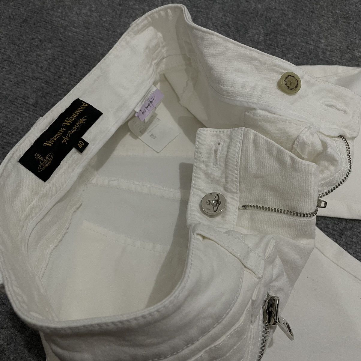 Vivienne Westwood Vivienne Westwood White Skinny Pants Orb Embroidery Size 27" / US 4 / IT 40 - 6 Thumbnail