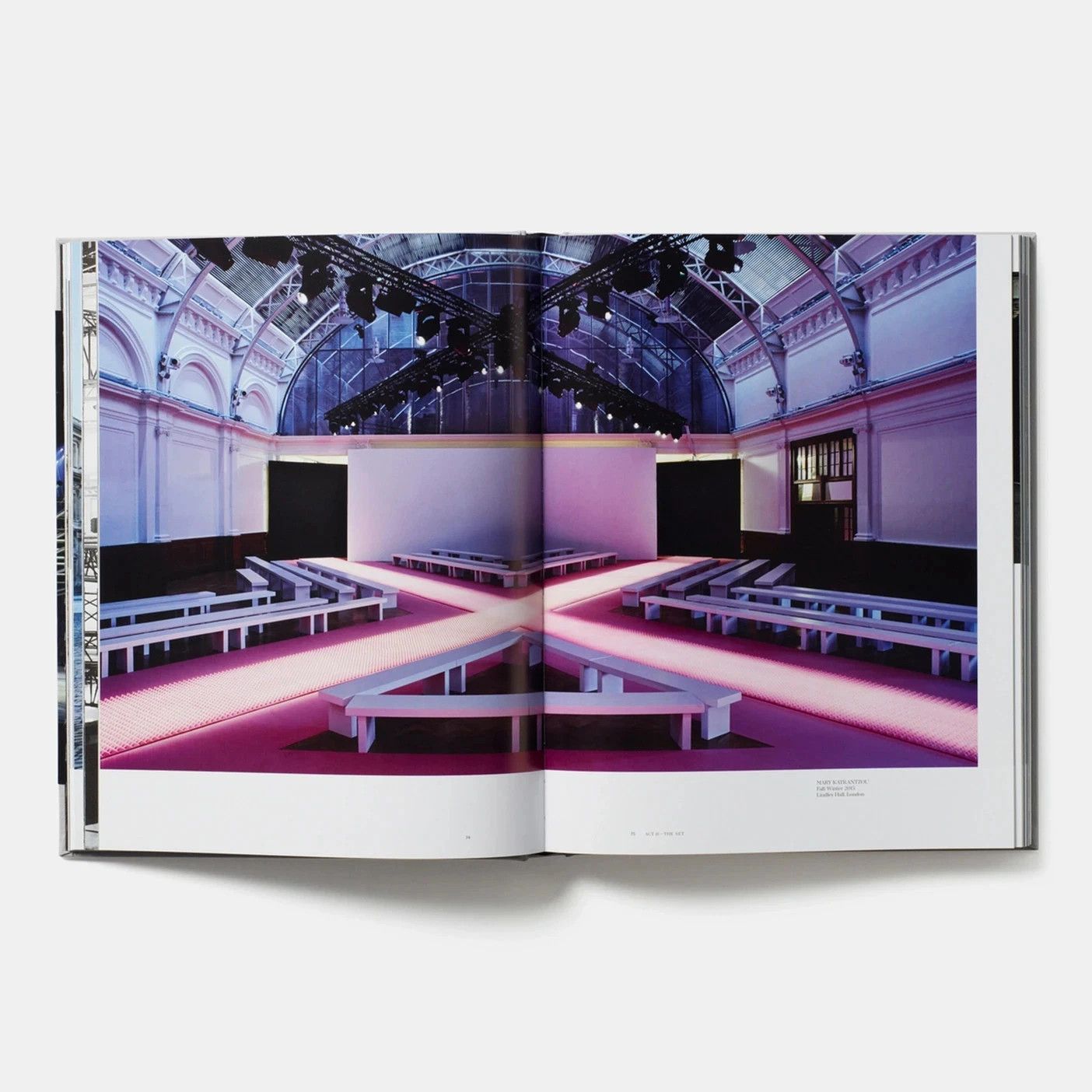 Other PHAIDON Betak: Fashion Show Revolution Alexandre de Size ONE SIZE - 3 Thumbnail