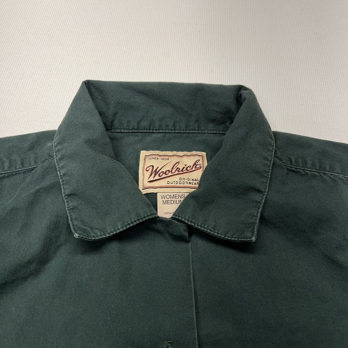 Vintage × Woolrich Woolen Mills Woolrich Button Up Shirt Green Pocket Solid Fern Classic Size M / US 6-8 / IT 42-44 - 3 Thumbnail