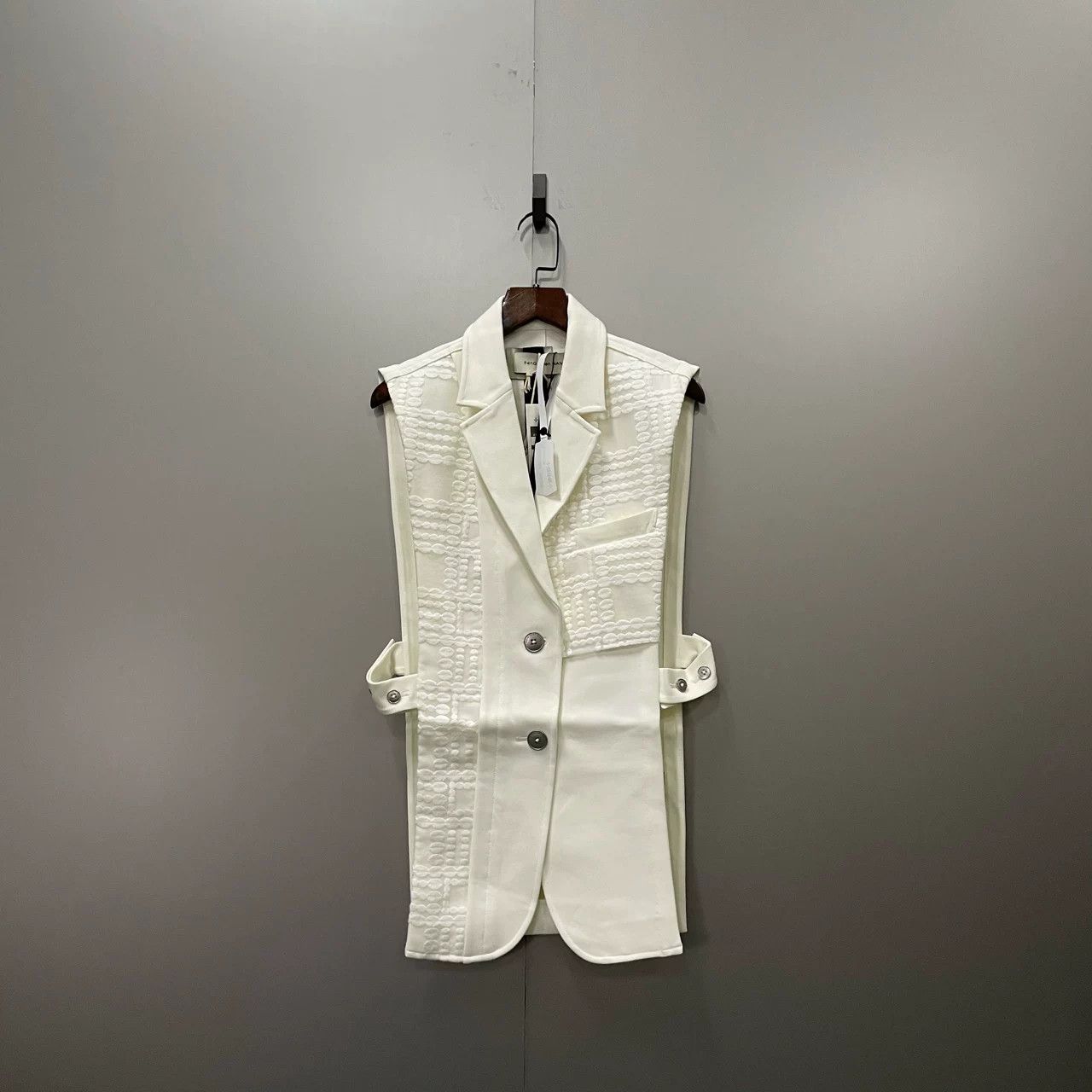 Feng Chen Wang FenG CHen WANG White Embroidered Sleeveless Dress Size S / US 4 / IT 40 - 1 Thumbnail
