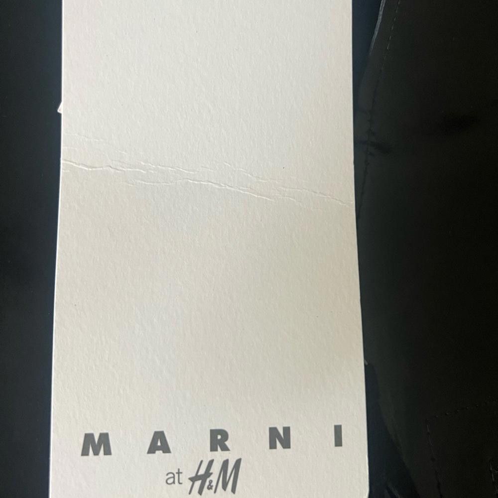 H&M × Marni Marni x H&M Patent Leather Bomber Jacket Size Small NWT Size M / US 6-8 / IT 42-44 - 9 Thumbnail