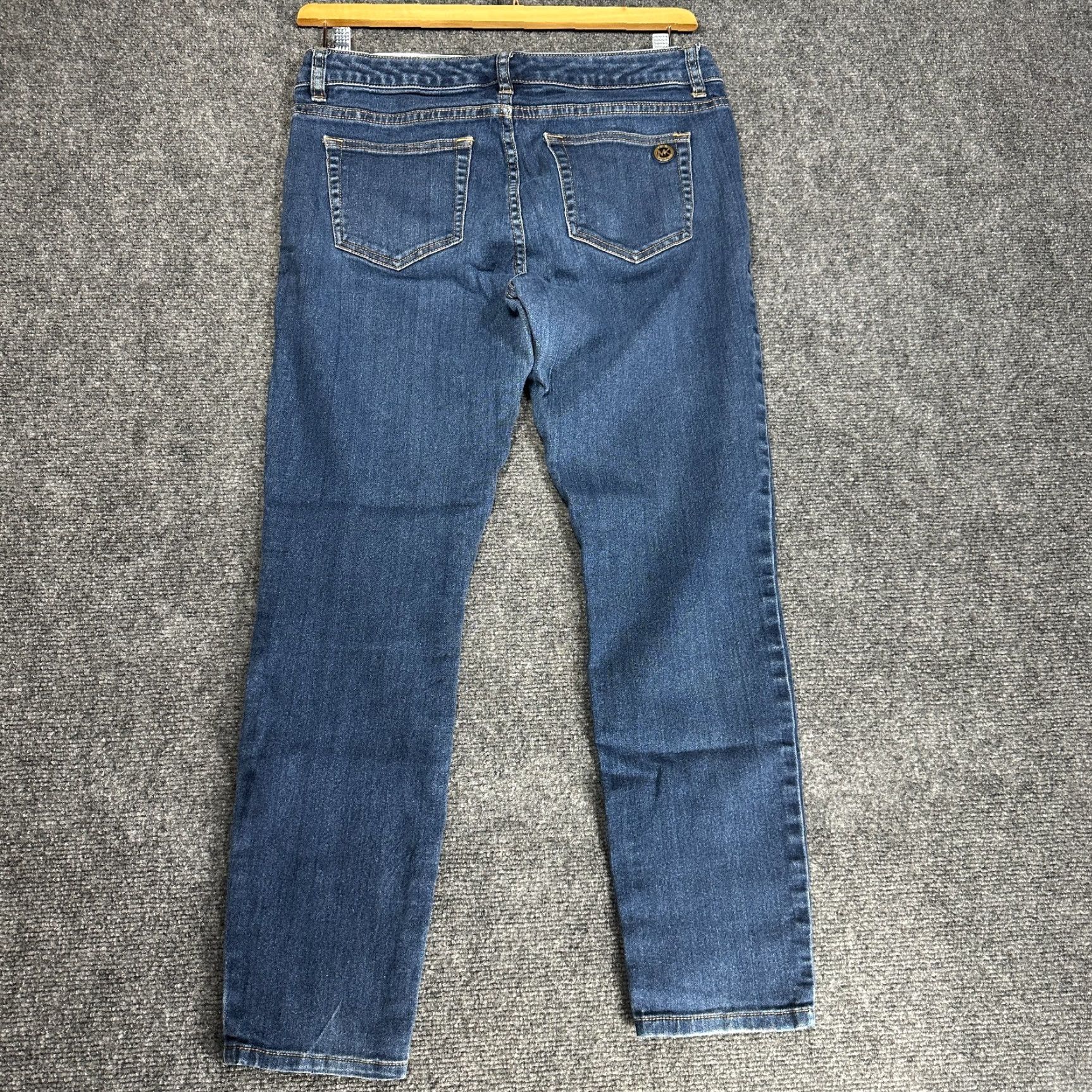 Michael Kors Michael Kors Jeans Womens 6 Skinny Medium Wash Cotton Stretch Zip Pockets jeans skinny Womens 6 blue denim stretch zipper Size 28" / US 6 / IT 42 - 7 Thumbnail