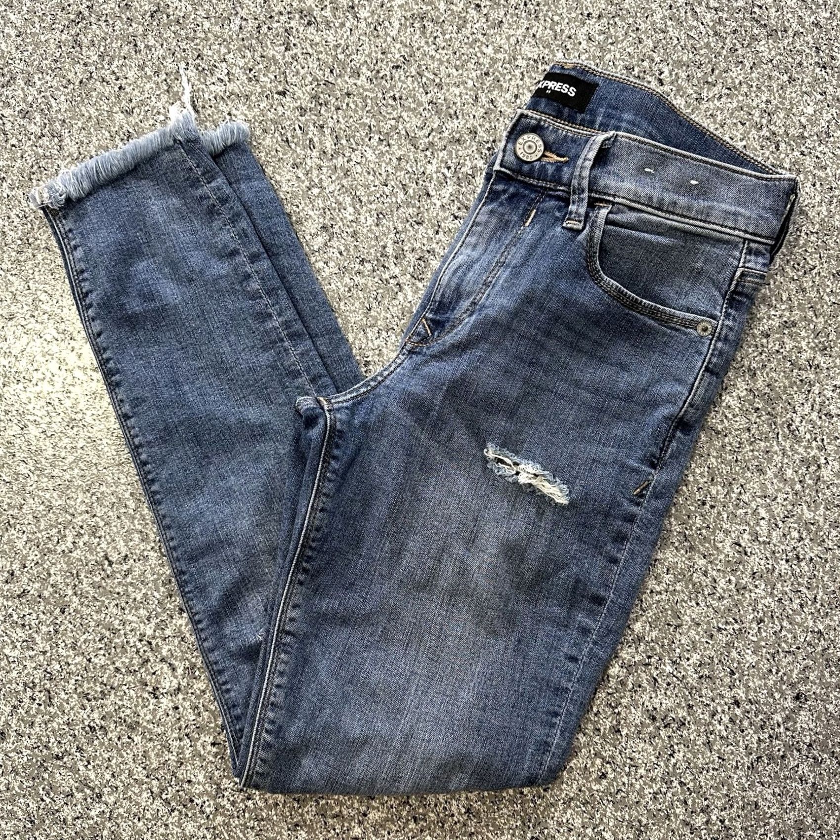 Express Express Jeans Womens 0 26x26 Mid Rise Cropped Jeggings Raw Hem Stretch Denim Jeans Shirt? Size 26" / US 2 / IT 38 - 2 Thumbnail