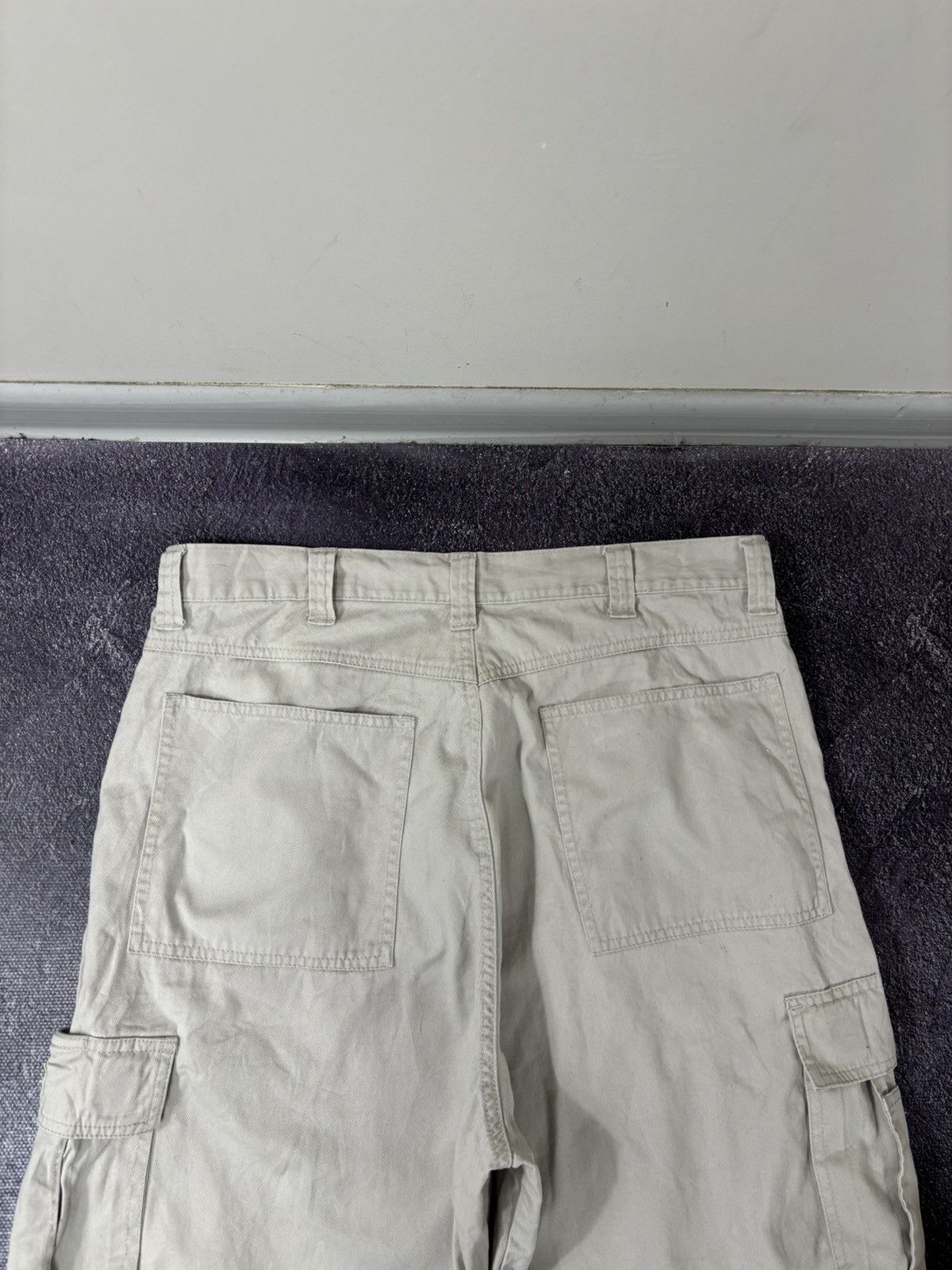 Vintage Vintage Wrangler Y2K Beige Utility Hype Baggy Cargo Shorts Size US 36 / EU 52 - 14 Thumbnail