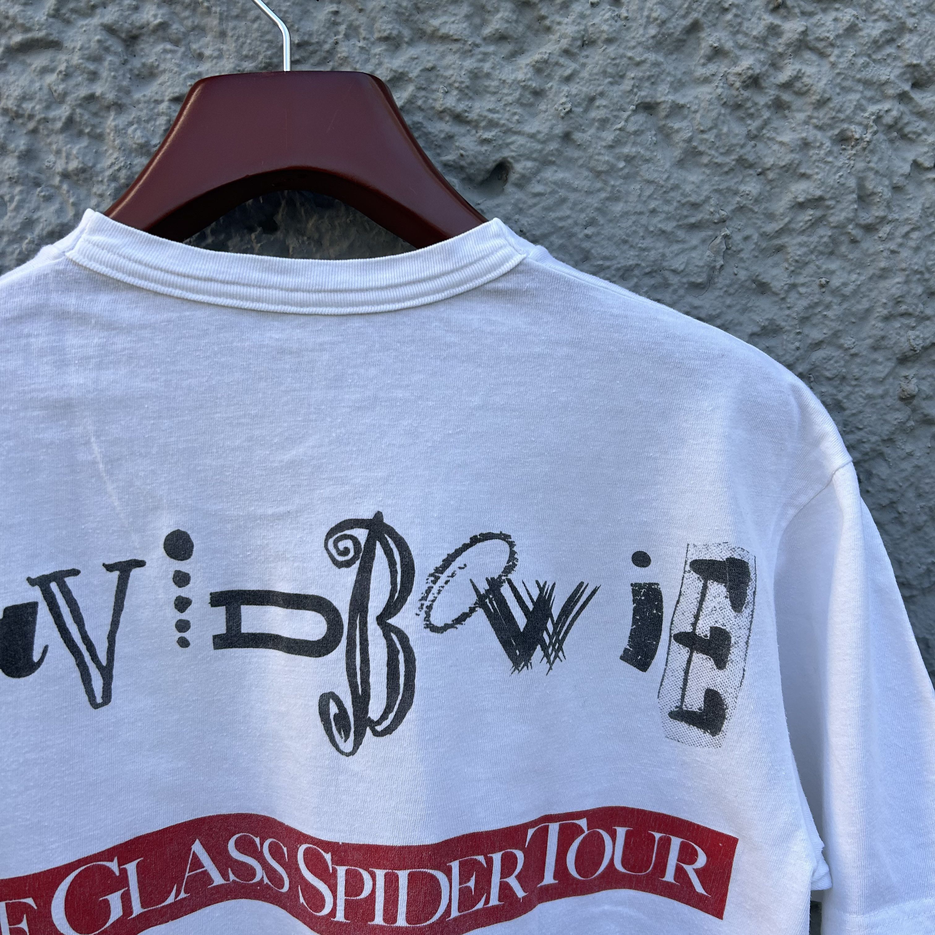 Band Tees Vintage David Bowie "The Glass Spider Tour" T-Shirt Tee 1987 Size US M / EU 48-50 / 2 - 5 Thumbnail