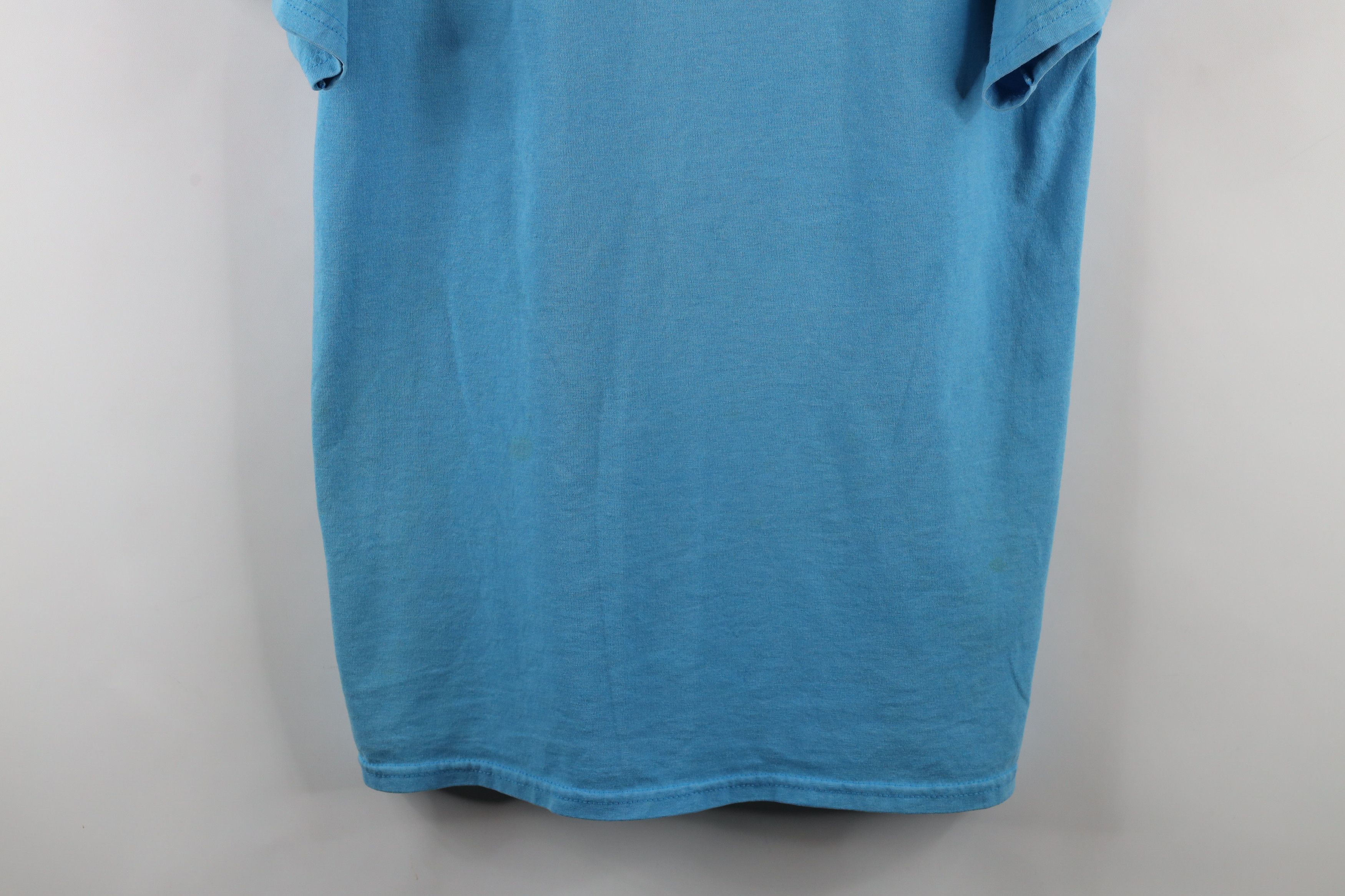 Vintage Vintage Ron Jon Surf Shop Spell Out Surfboards T-Shirt Size US L / EU 52-54 / 3 - 3 Thumbnail
