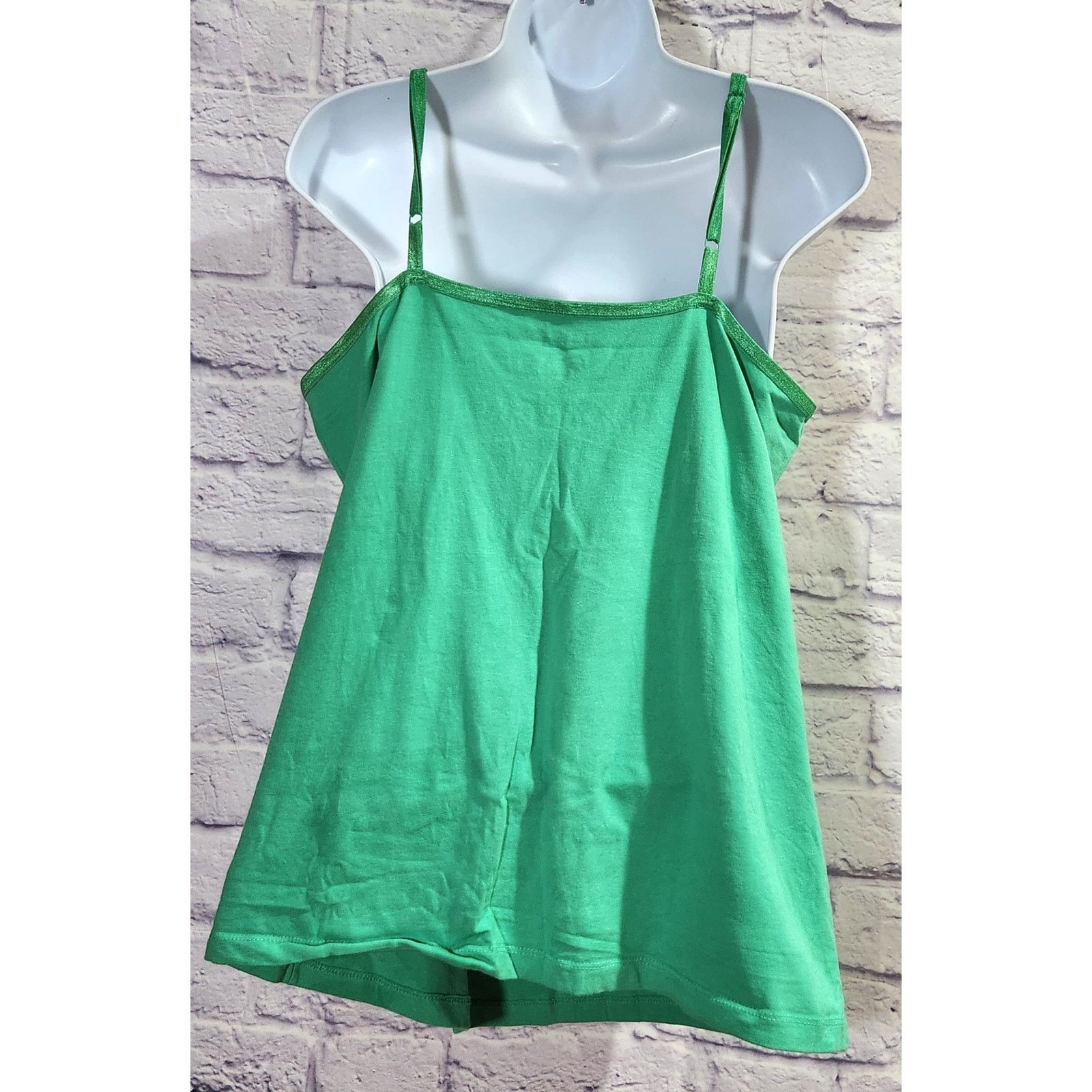 Other Lane Bryant Green Adjustable Spaghetti Strap Tank Top 14 16 Size XL / US 12-14 / IT 48-50 - 3 Thumbnail