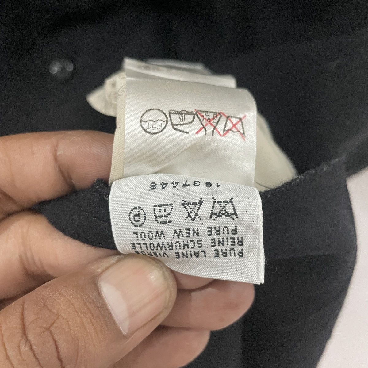 Fendi Fendi Wool Vest Size US M / EU 48-50 / 2 - 8 Thumbnail