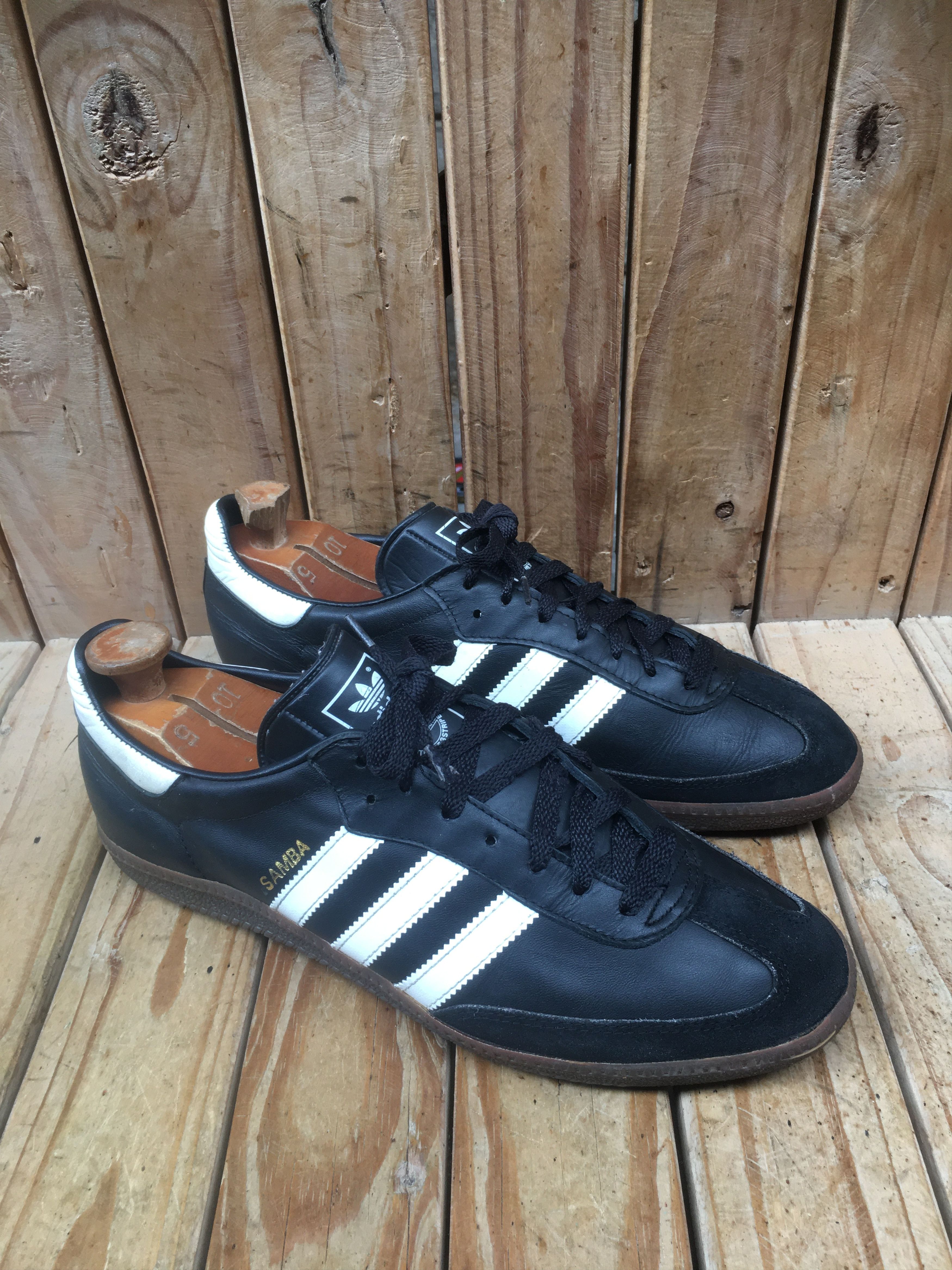 Adidas 90's Adidas Samba stripes SNEAKERS size UK 10.5 USA 11 Size US 11 / EU 44 - 4 Thumbnail