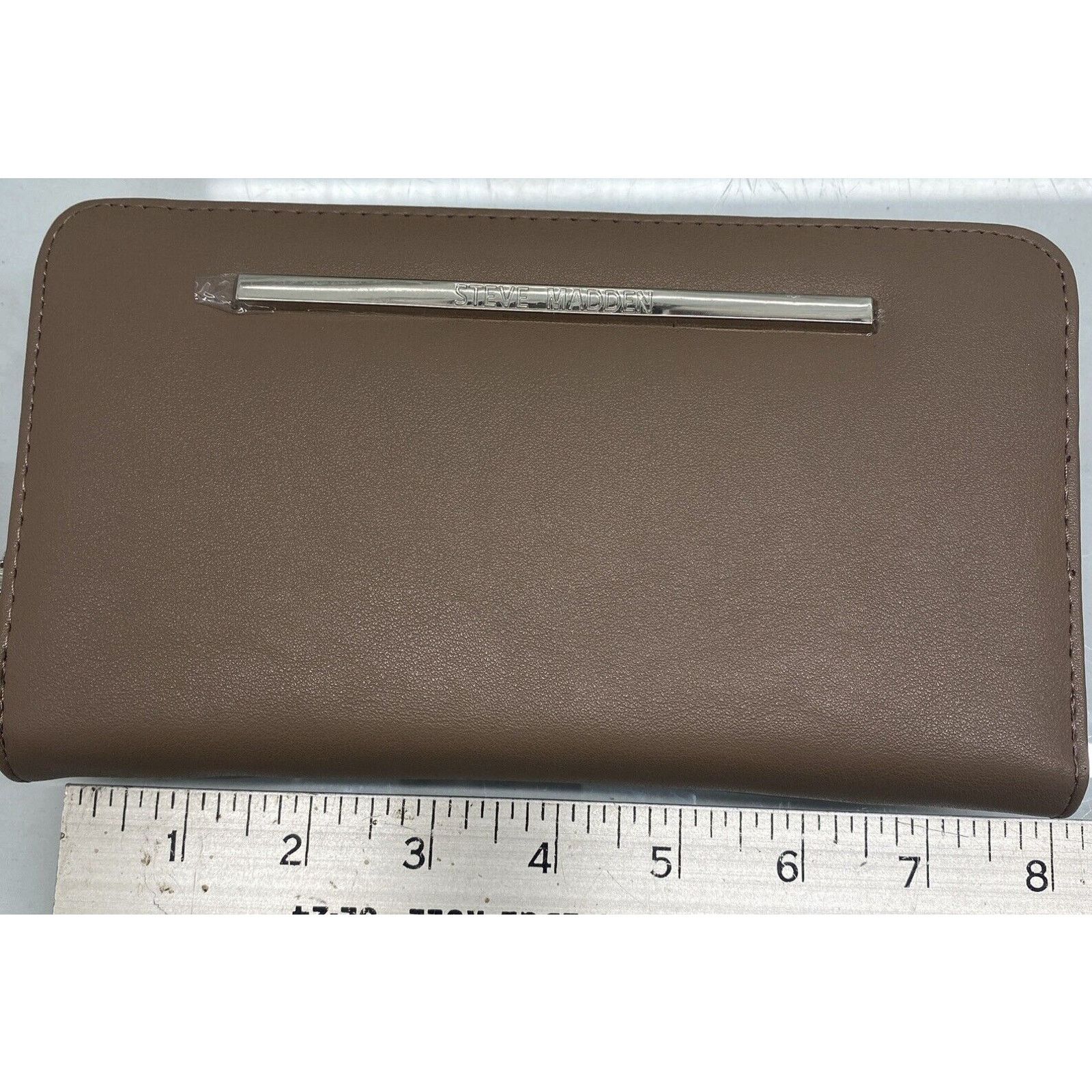 Steve Madden Steve Madden Zip Around Wristlet Wallet Nude NEW Size ONE SIZE - 5 Thumbnail