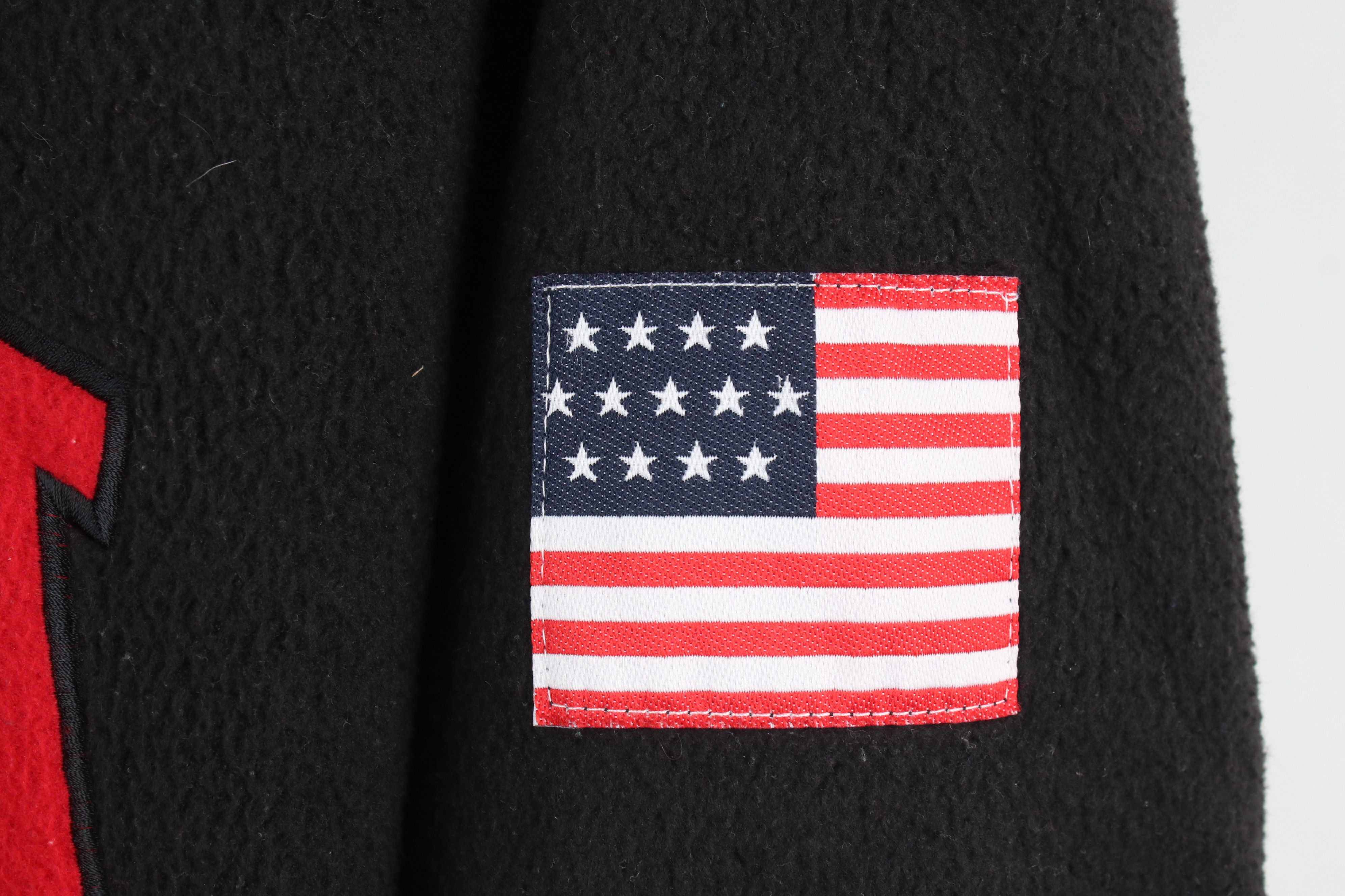 Vintage Vintage 90s Streetwear Spell Out USA Flag Fleece Sweater Size 4XL / US 24-26 - 4 Thumbnail