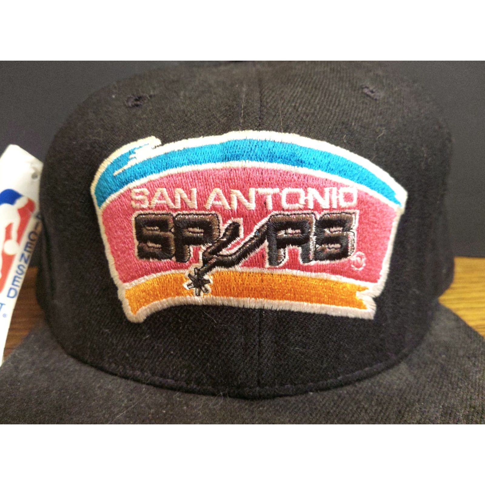 New Era VINTAGE San Antonio Spurs New Era Official NBA Hat 6 7/8 NWT USA Black Wool Twill 90s Mens Baseball Cap USA Spurs 90s Size ONE SIZE - 3 Thumbnail