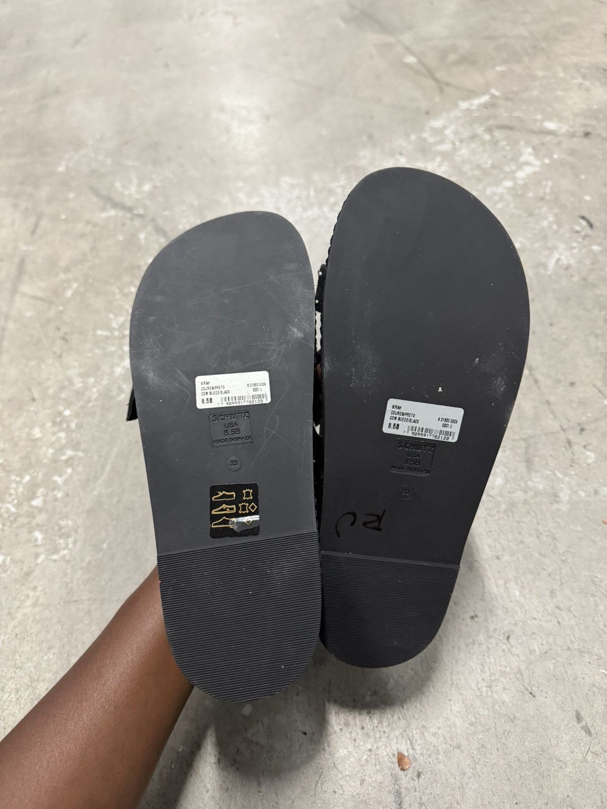 SCHUTZ Schutz X Revolve Sirah Flatform Slide – Black (8.5) Size US 8.5 / IT 38.5 - 9 Thumbnail