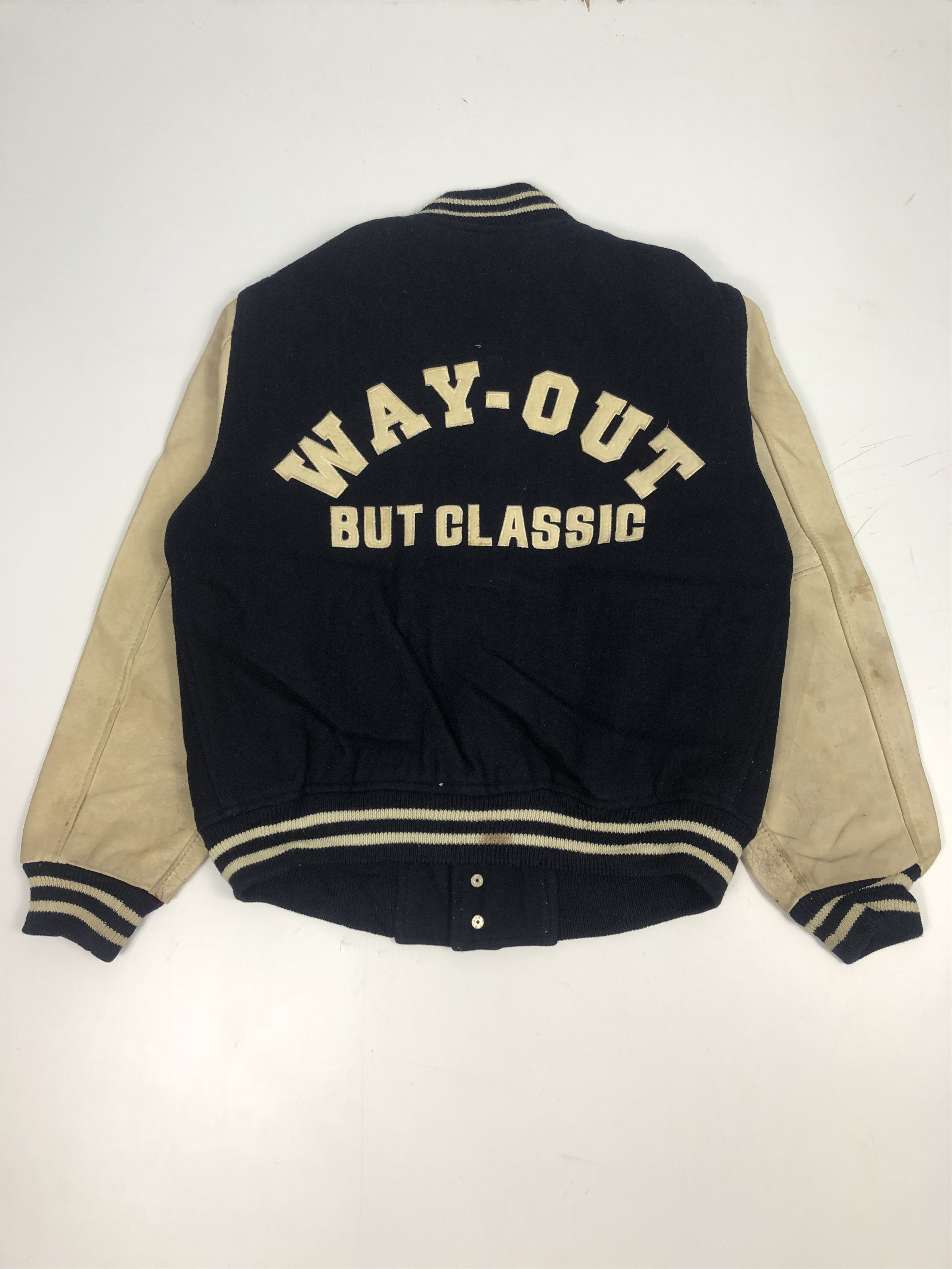 Japanese Brand Vintage 90s Japanese Brand Way Out Varsity Jacket V0069 Size US M / EU 48-50 / 2 - 2 Thumbnail