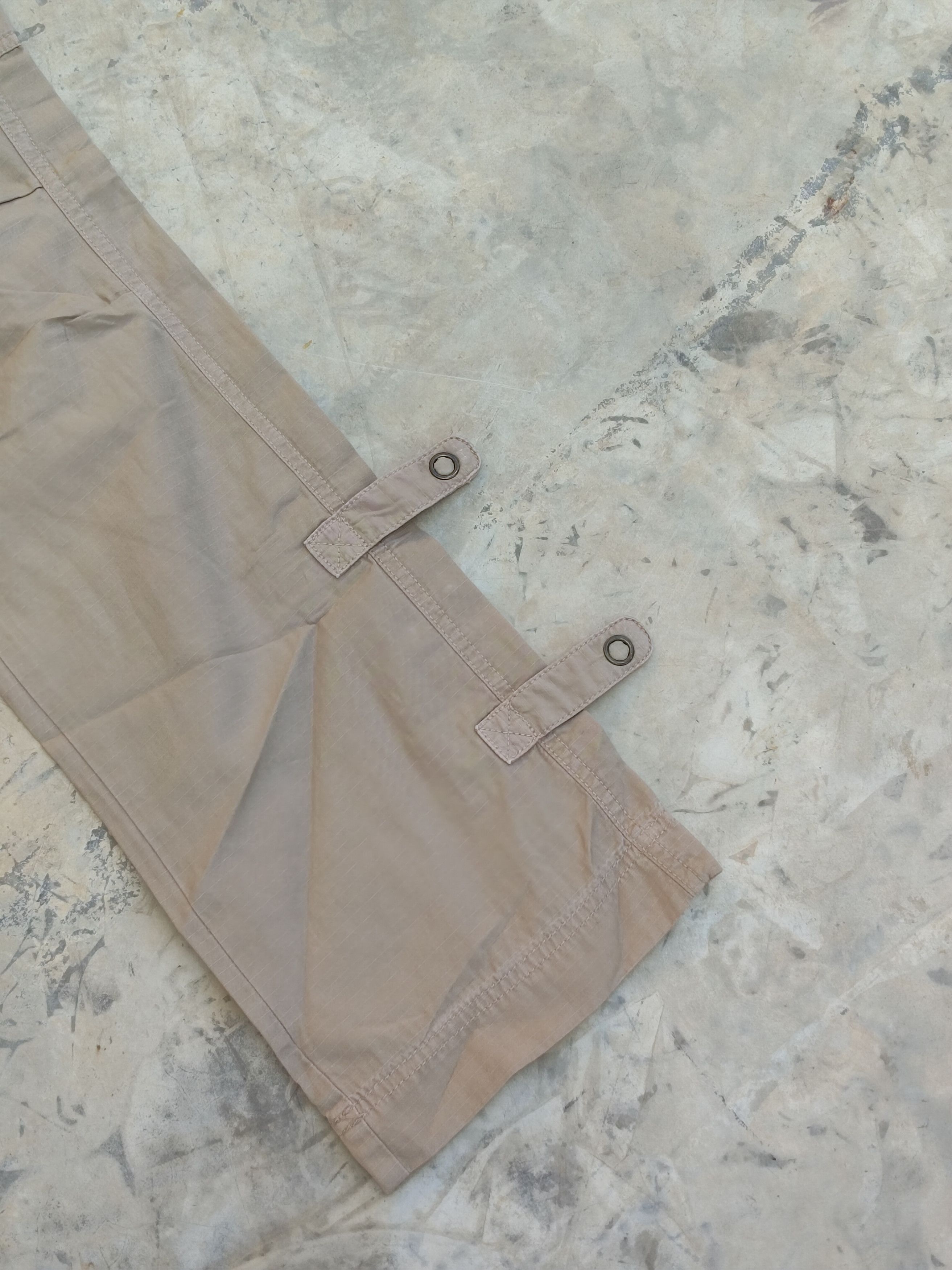 Japanese Brand multi-pocket tactical cargo pants. Size US 33 - 5 Thumbnail