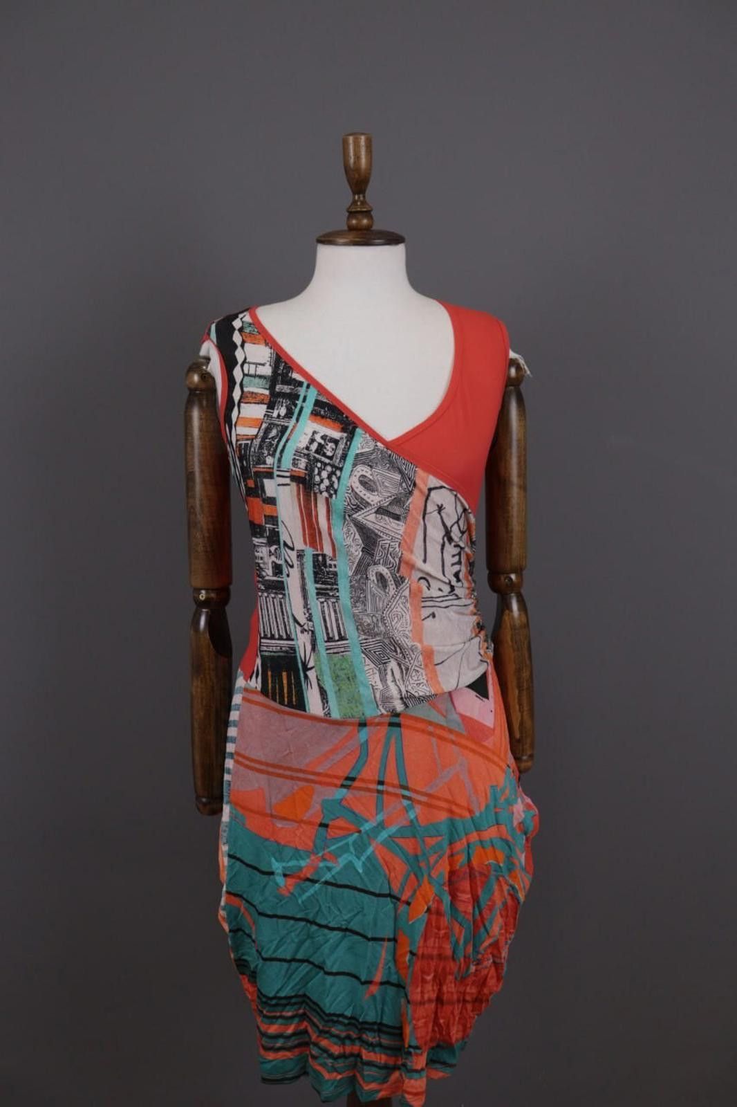 Designer Save The Queen Multicolor Aztec Bodycon Midi Dress Size M Size M / US 6-8 / IT 42-44 - 1 Thumbnail