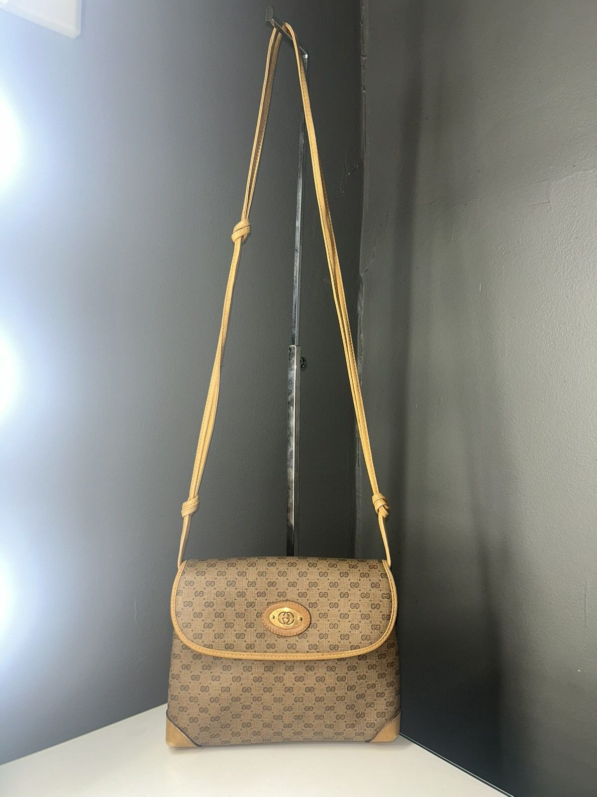Gucci Vintage 80s Gucci Micro GG Crossbody Bag Size ONE SIZE - 2 Thumbnail